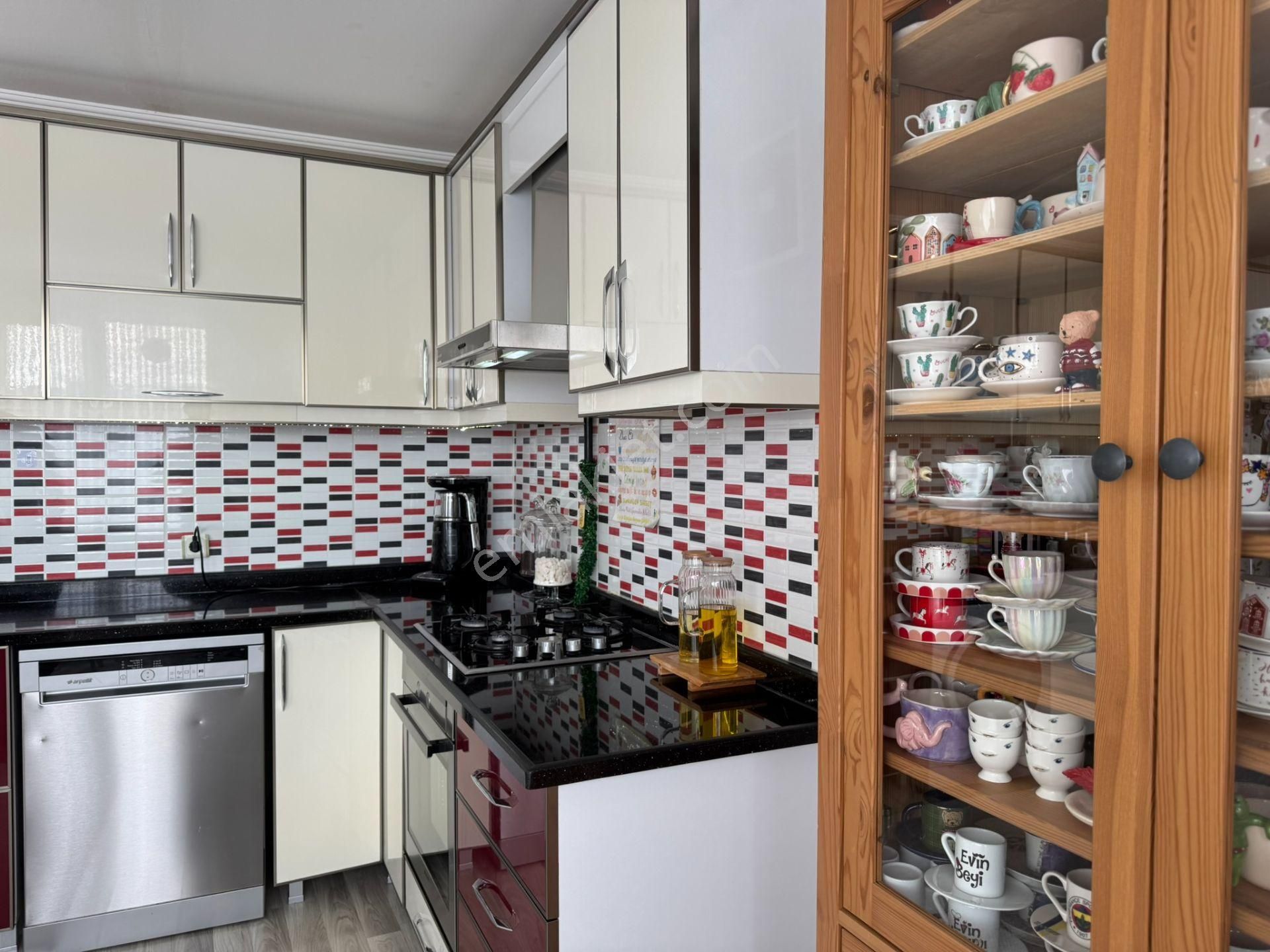 Çavuşbaşı'nda Fırsat ! Yatırımlık 4 Daireli Müstakil Komple Bina - Görsel 17