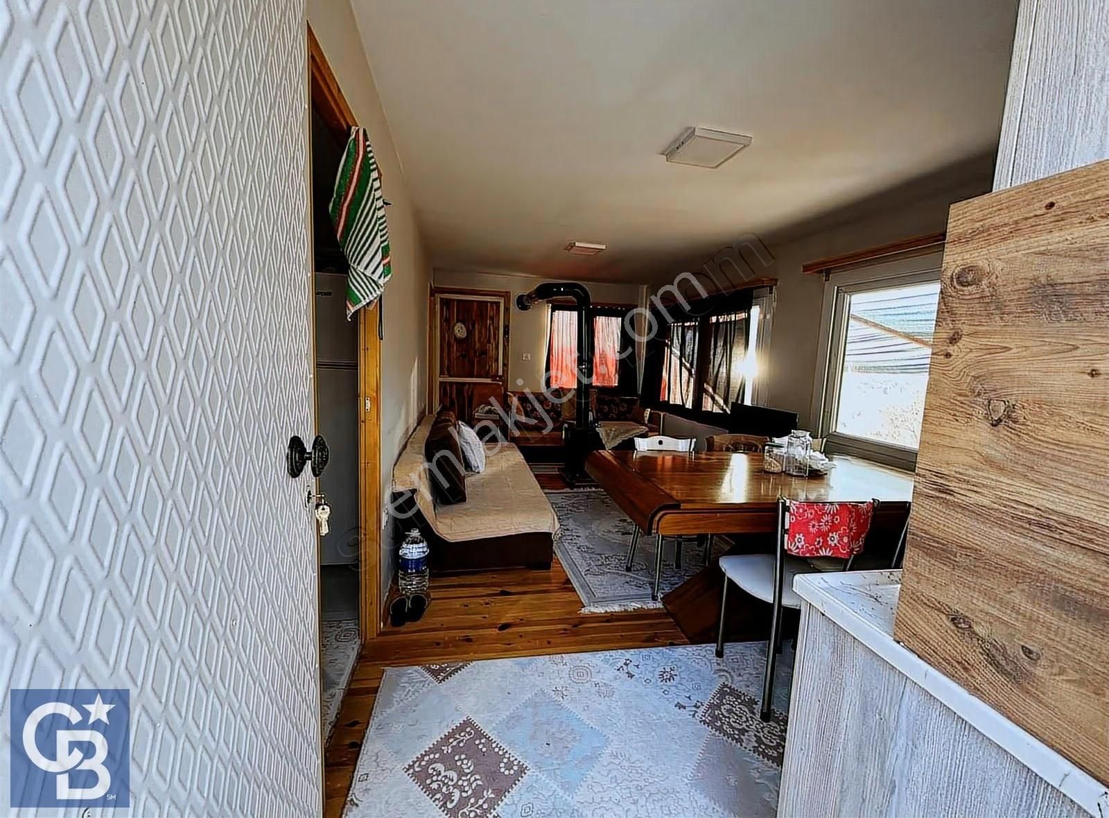 Şakran'da Yolu, Elektriği, Suyu Olan Çiftlik Evi - Görsel 6