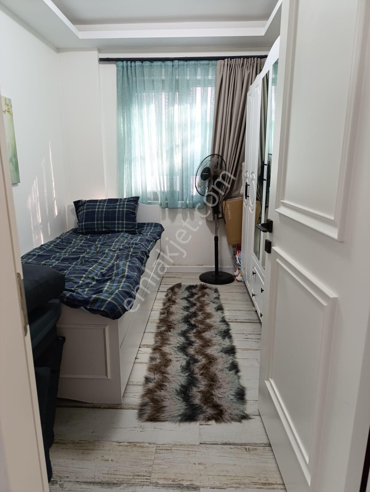 Ayvalık Aliçetinkaya'da Bahçeli Giriş Kat.2+1 Bakımlı Daire - Görsel 18
