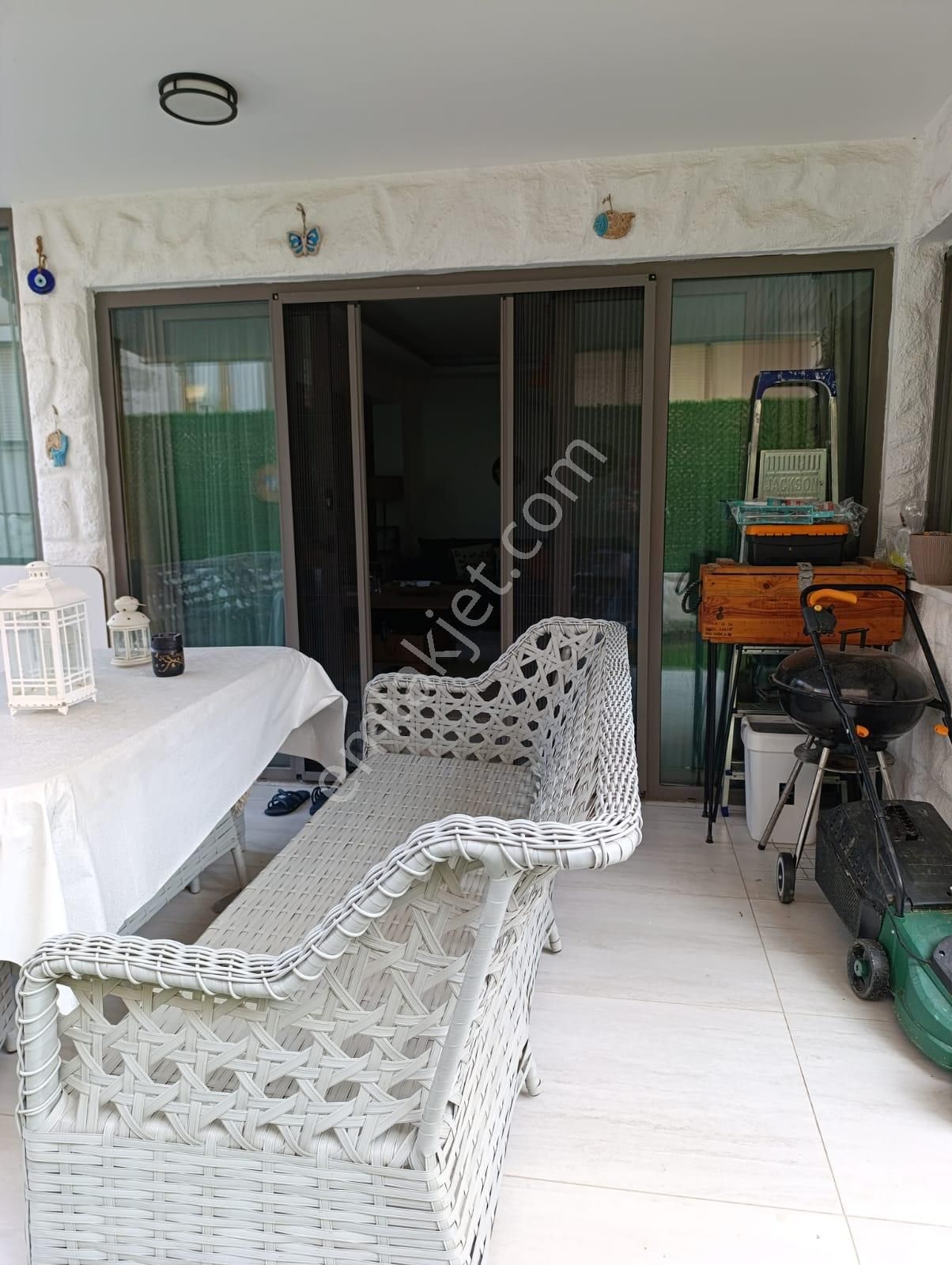 Ayvalık Aliçetinkaya'da Bahçeli Giriş Kat.2+1 Bakımlı Daire - Görsel 30
