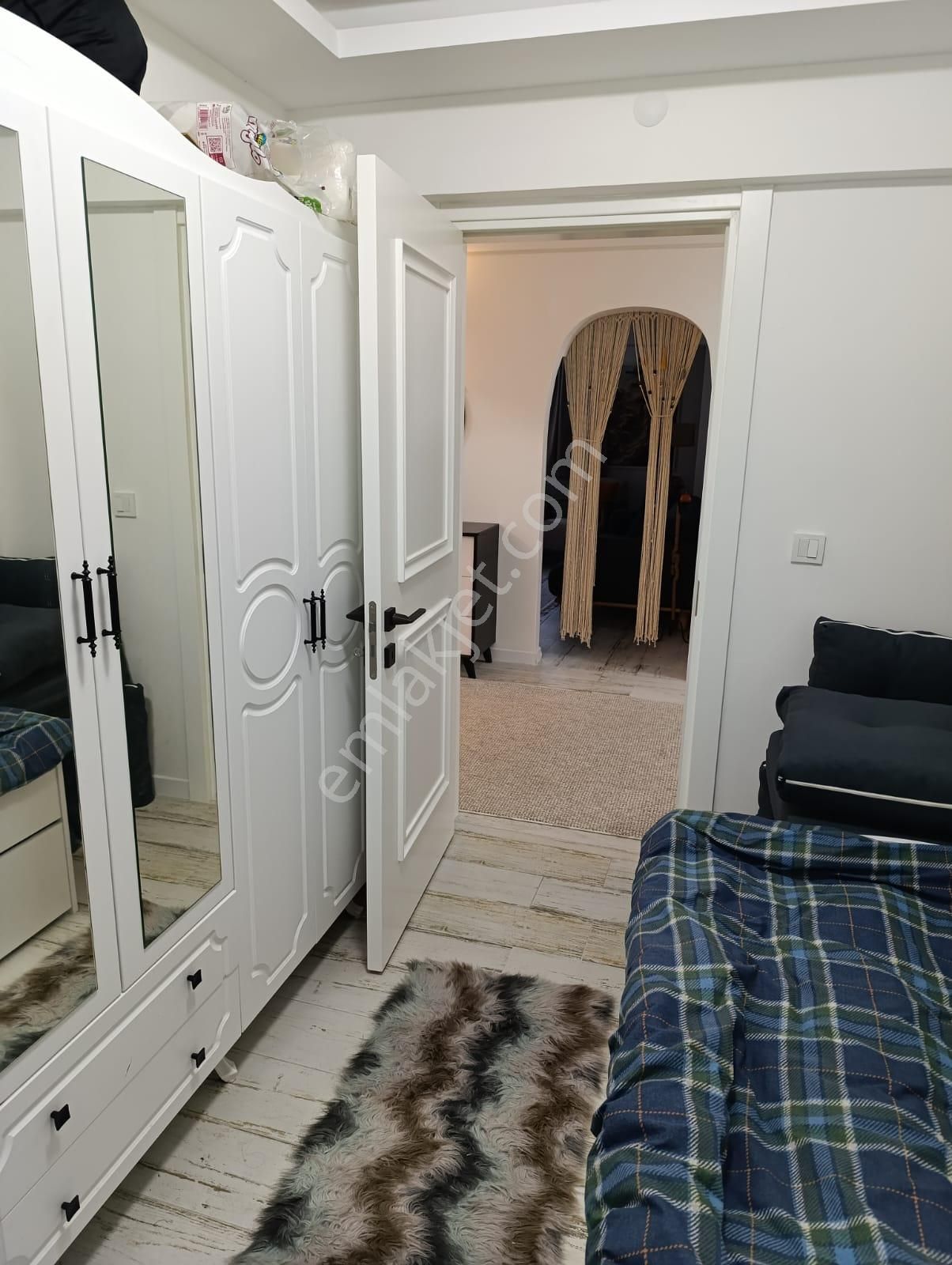 Ayvalık Aliçetinkaya'da Bahçeli Giriş Kat.2+1 Bakımlı Daire - Görsel 16