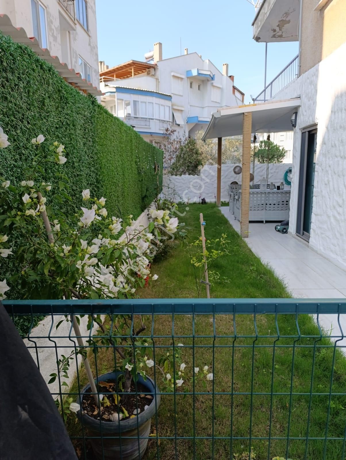 Ayvalık Aliçetinkaya'da Bahçeli Giriş Kat.2+1 Bakımlı Daire - Görsel 33