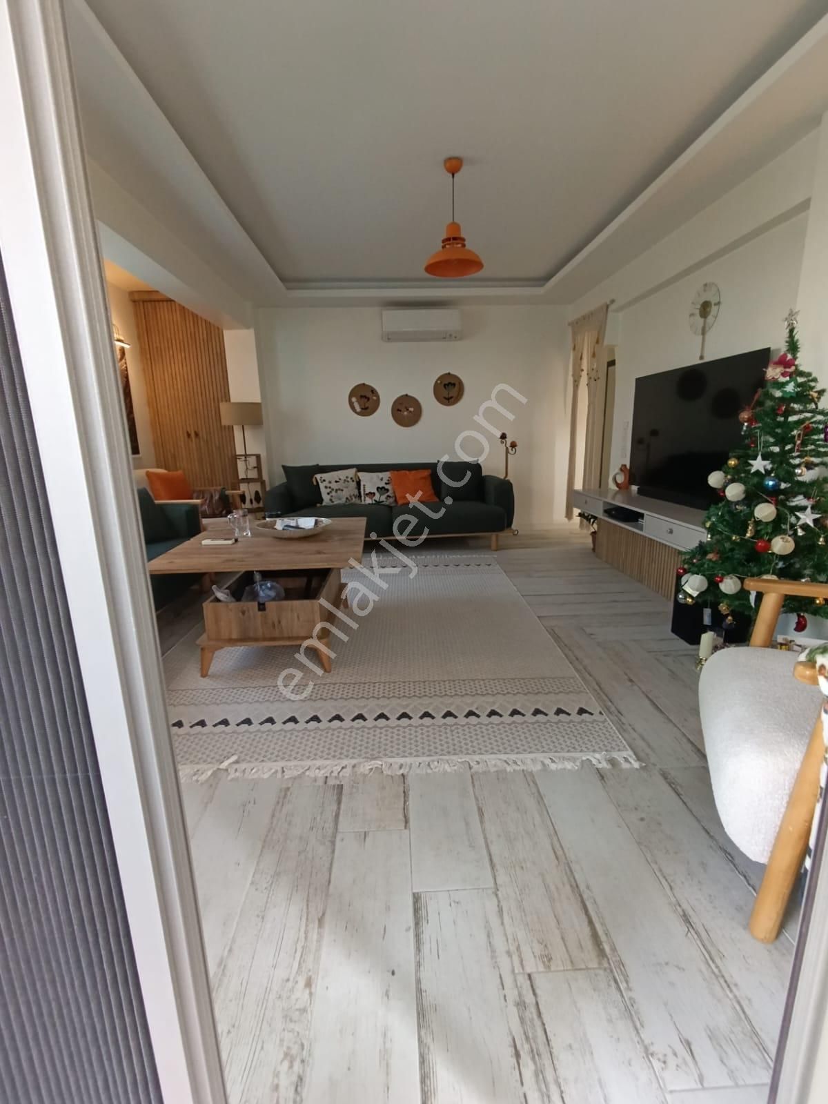 Ayvalık Aliçetinkaya'da Bahçeli Giriş Kat.2+1 Bakımlı Daire - Görsel 6