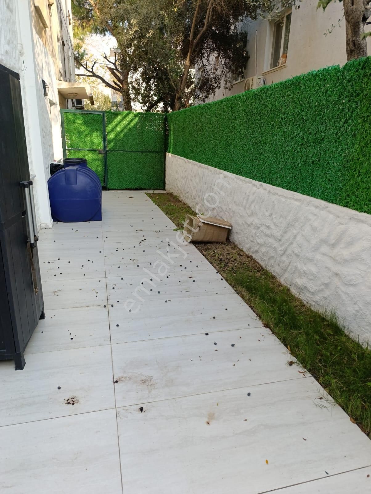 Ayvalık Aliçetinkaya'da Bahçeli Giriş Kat.2+1 Bakımlı Daire - Görsel 32