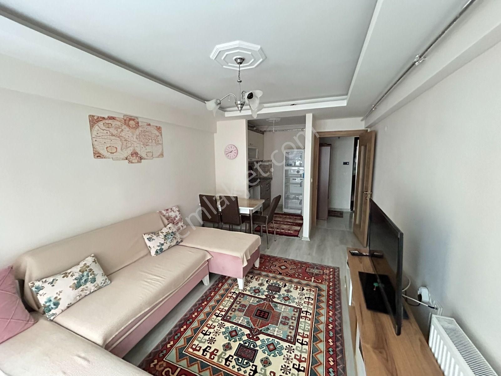 Eşyalı Kiralık Hacı Yusufta Öğretmen Evi Yakınında 1+1 Daire - Görsel 2