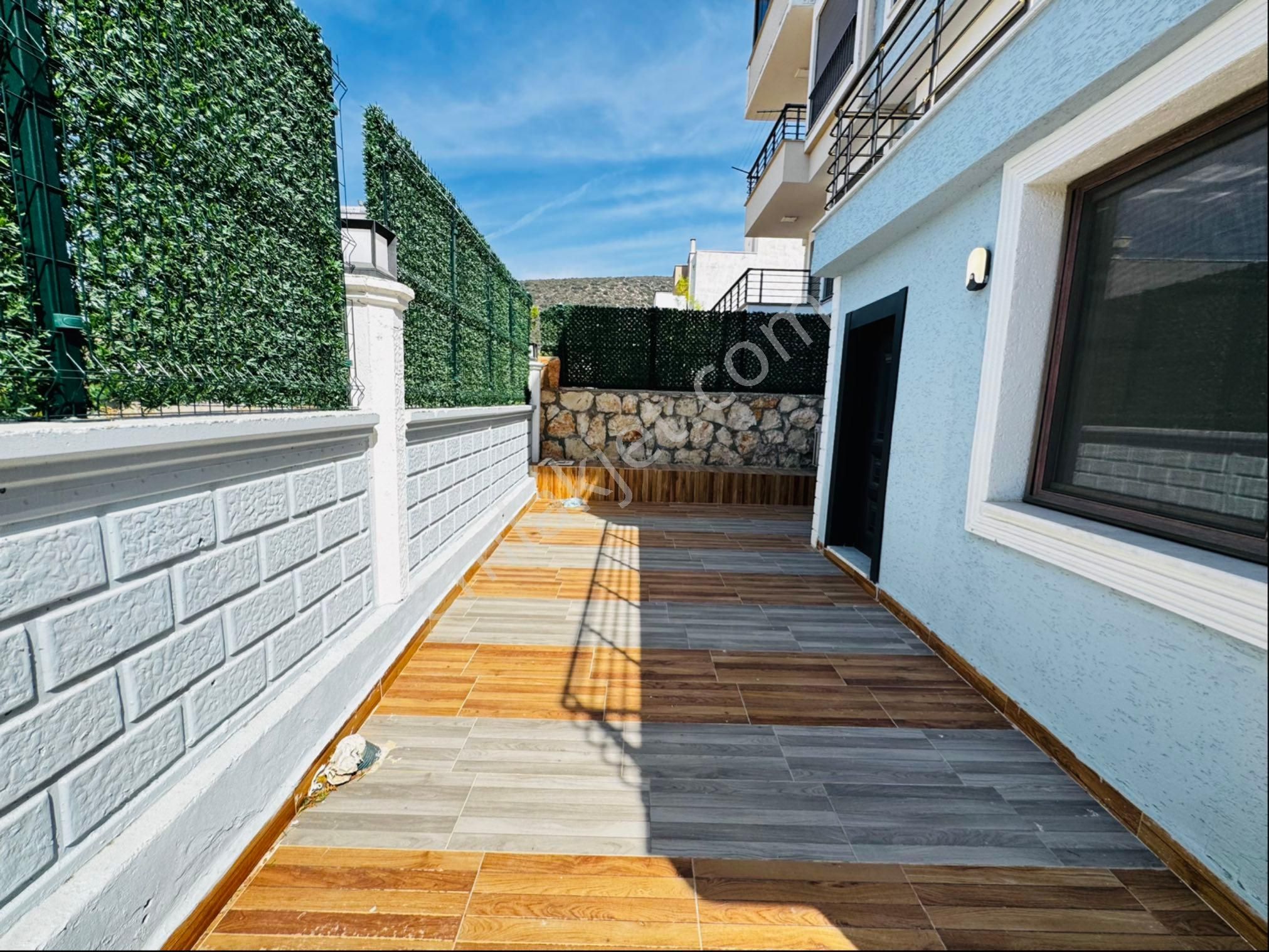 Didim Akbük’te Deniz Manzaralı | Geniş Bahçeli Villa + Ekstra Daire - Görsel 9