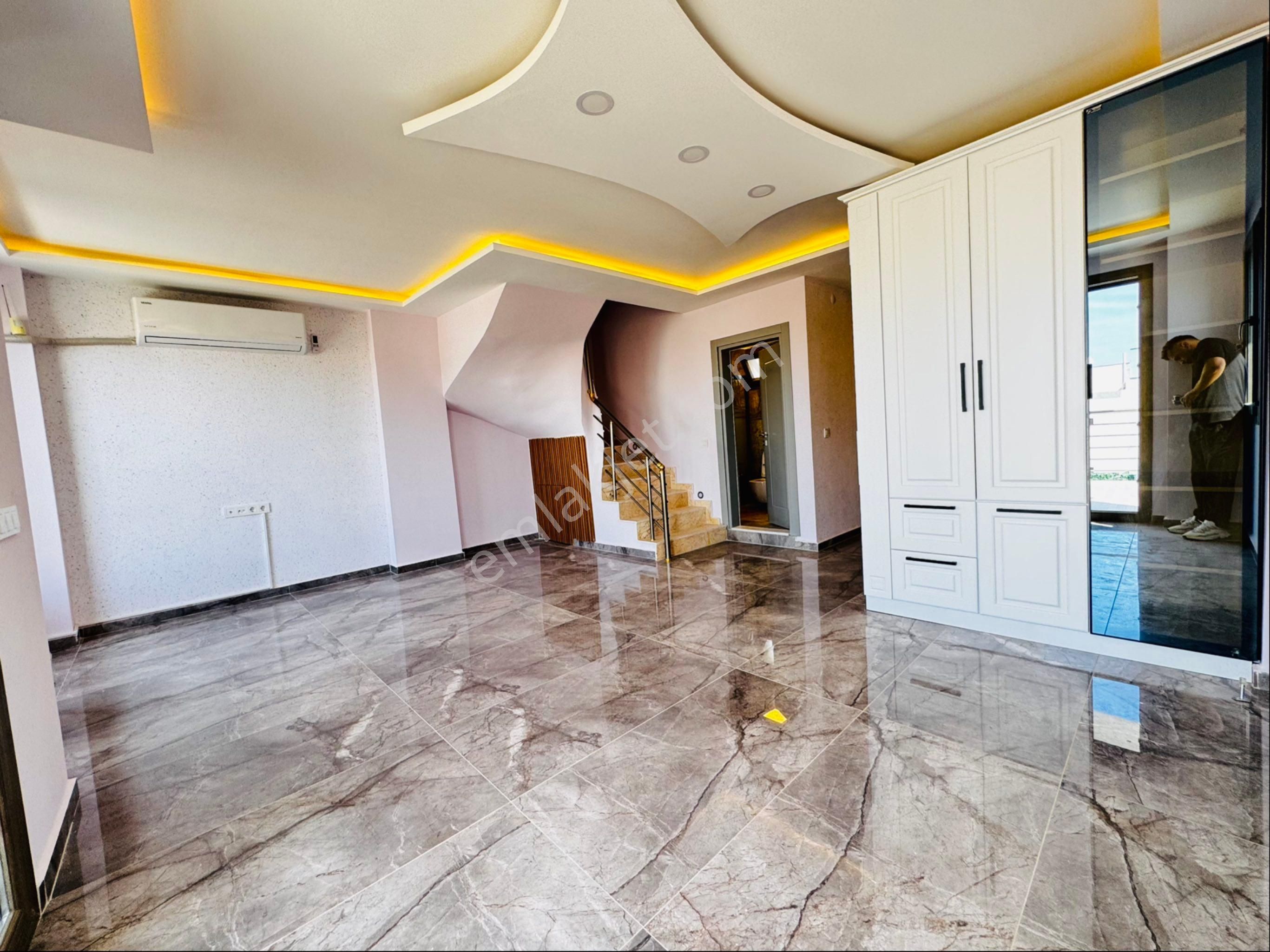 Didim Akbük’te Deniz Manzaralı | Geniş Bahçeli Villa + Ekstra Daire - Görsel 15