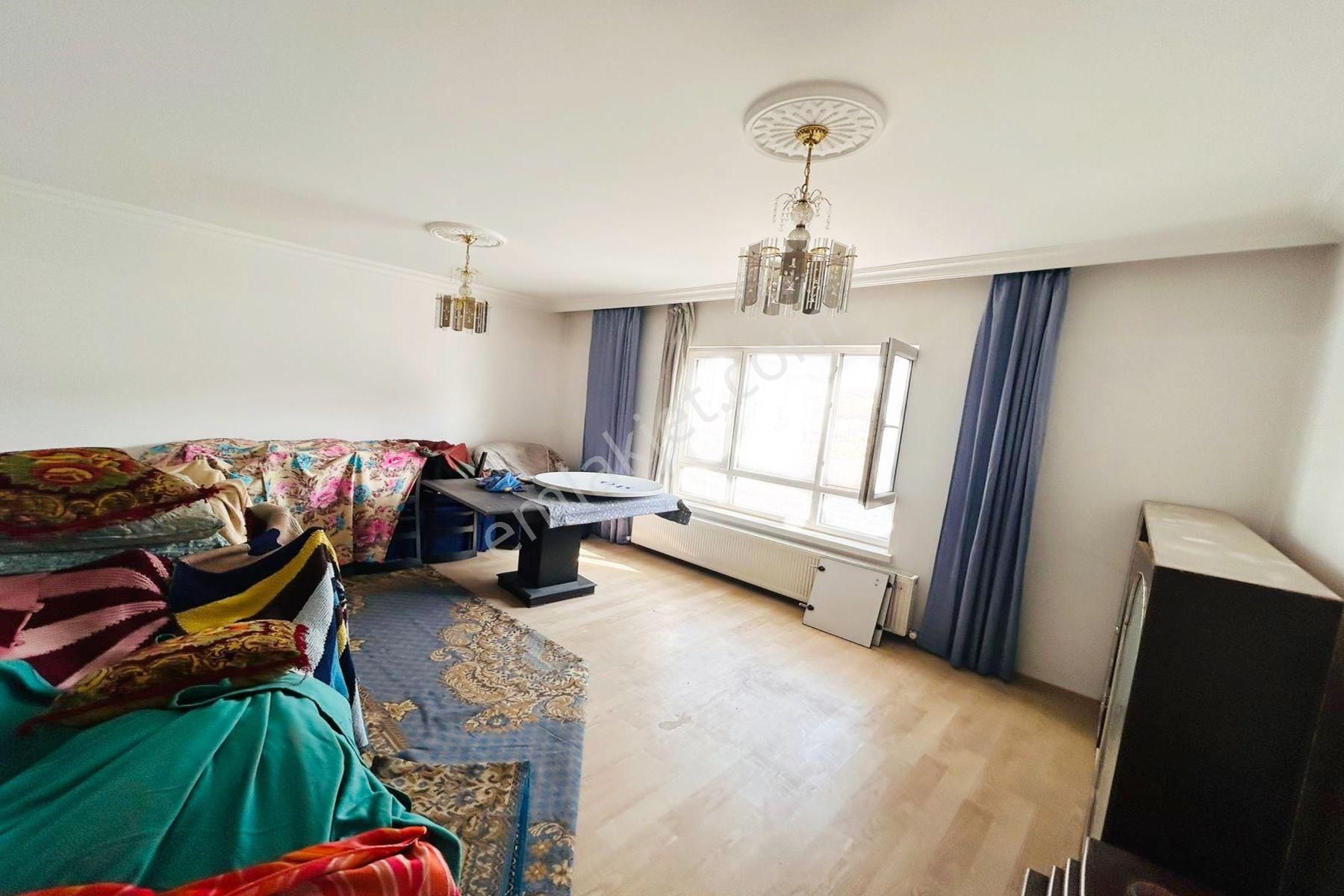 Hocalı Cd Üzerinde 2.kat Konumunda Manzaralı Fırsat Daire..! - Görsel 8