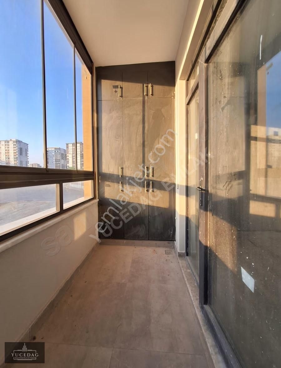 Gaziantep Fıstıklık Site İçerisinde 3+1 Satılık Lüks Daire... - Görsel 12