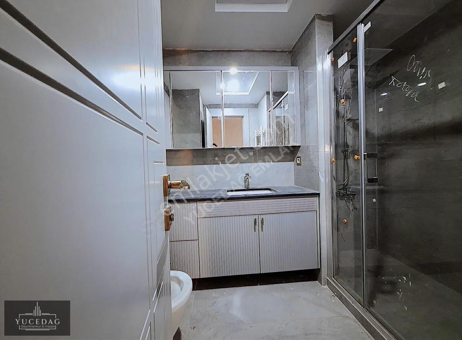 Gaziantep Fıstıklık Site İçerisinde 3+1 Satılık Lüks Daire... - Görsel 17