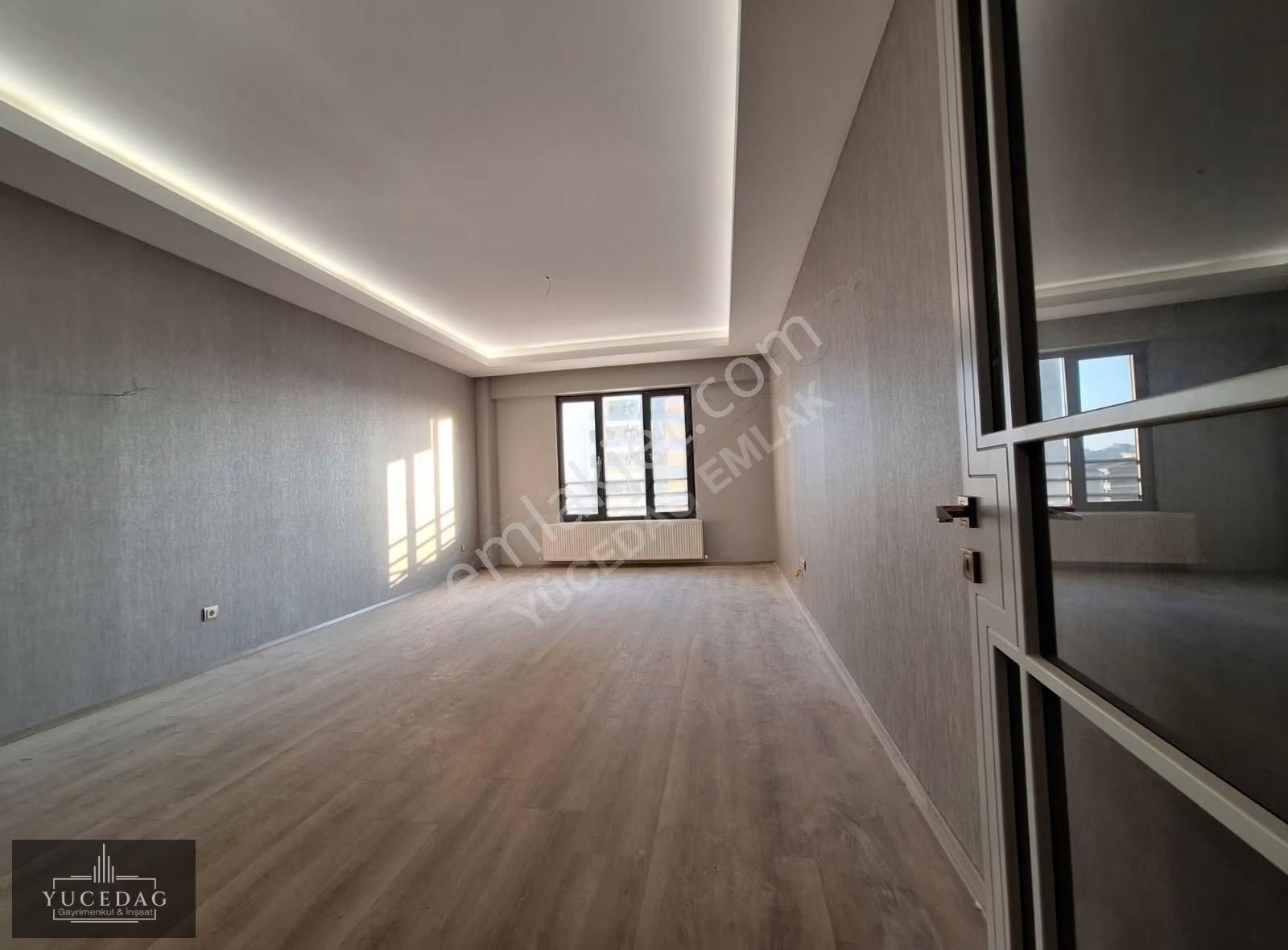 Gaziantep Fıstıklık Site İçerisinde 3+1 Satılık Lüks Daire... - Görsel 18