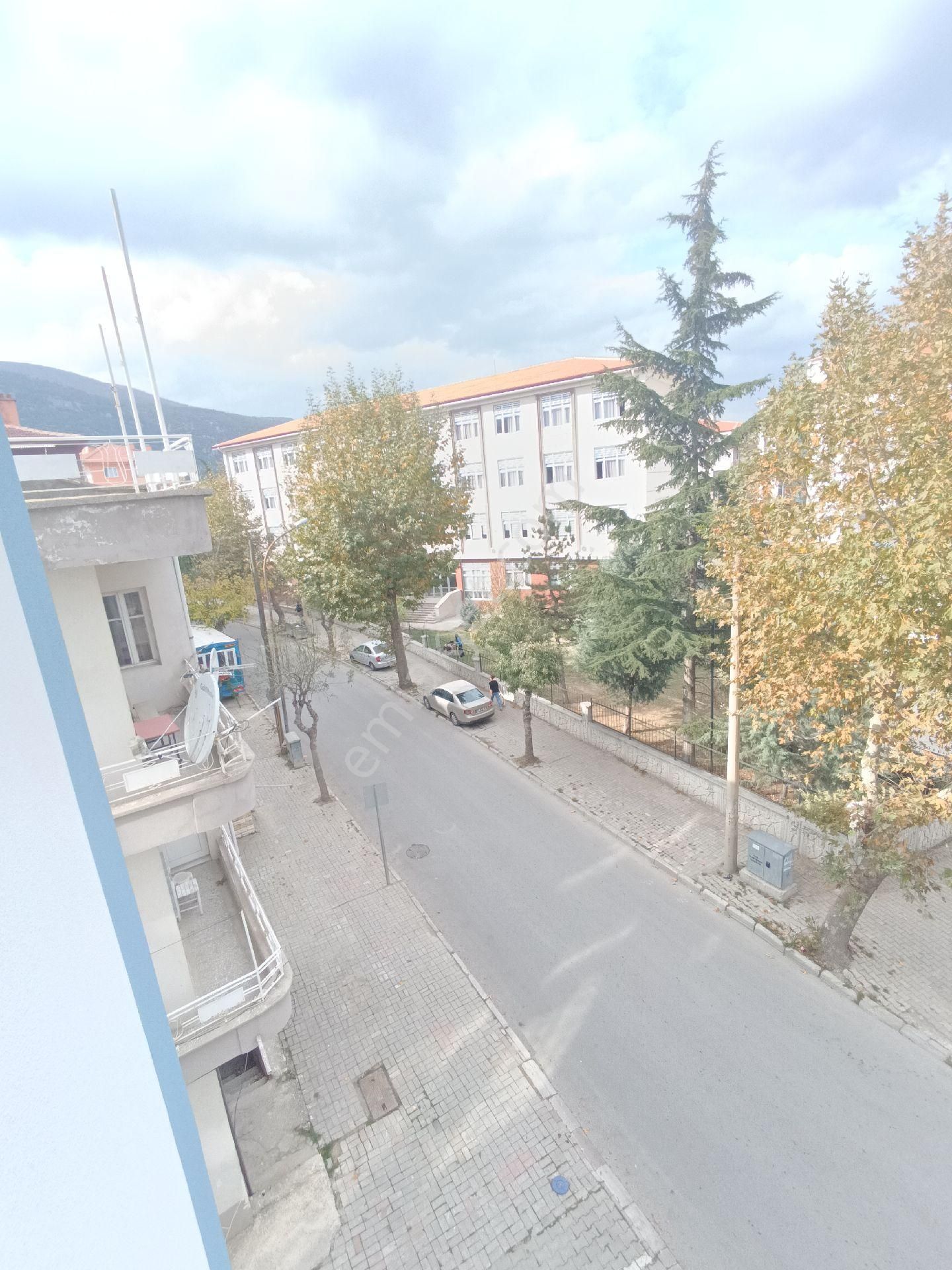 Birim Satıyor Çarşı Merkezde 6 Yıllık Asansörlü Daire - Görsel 35