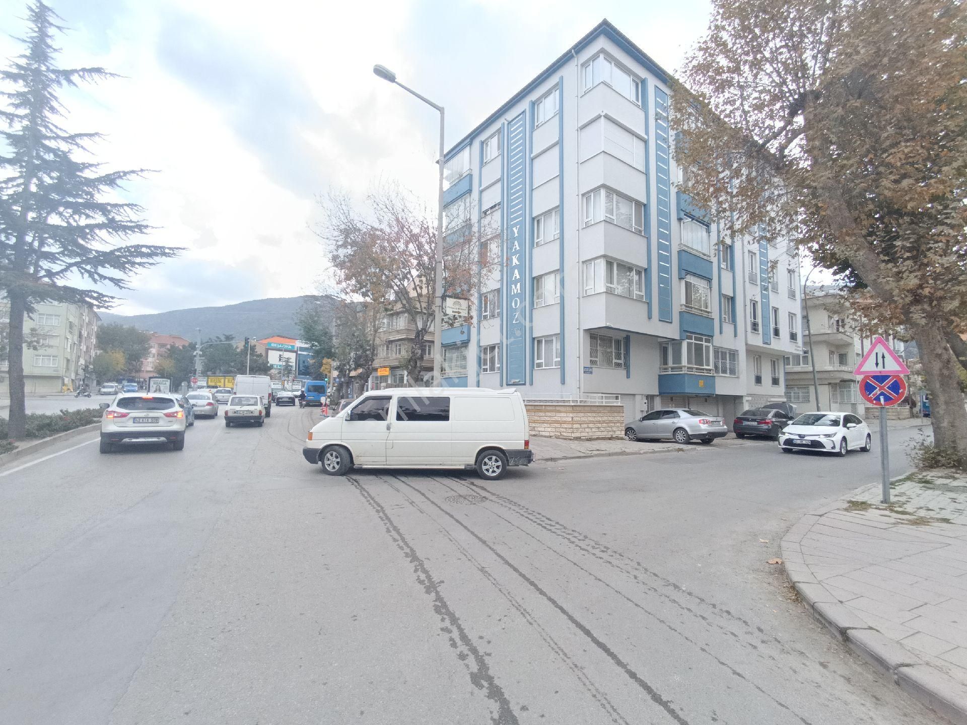 Birim Satıyor Çarşı Merkezde 6 Yıllık Asansörlü Daire