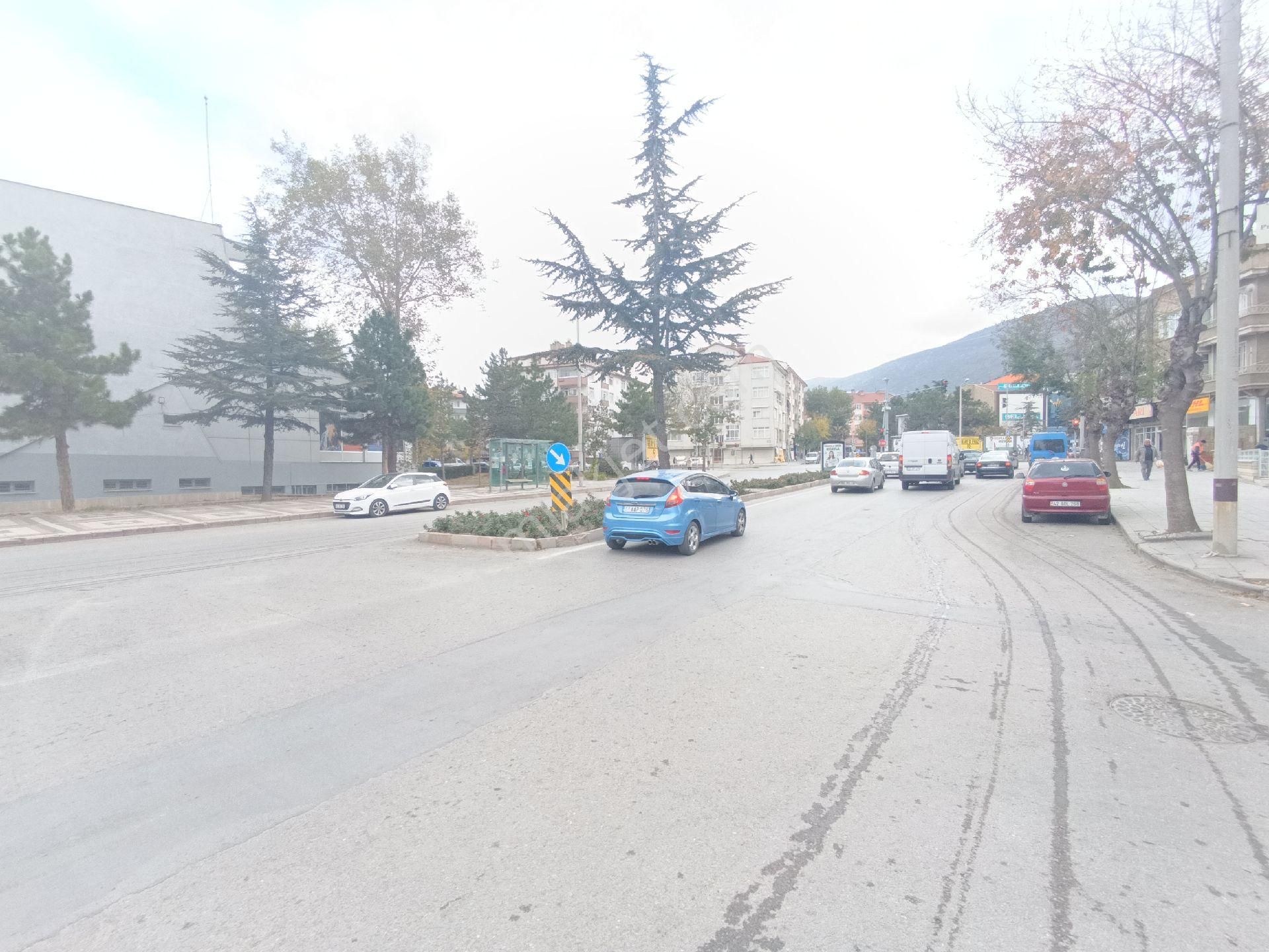 Birim Satıyor Çarşı Merkezde 6 Yıllık Asansörlü Daire - Görsel 9