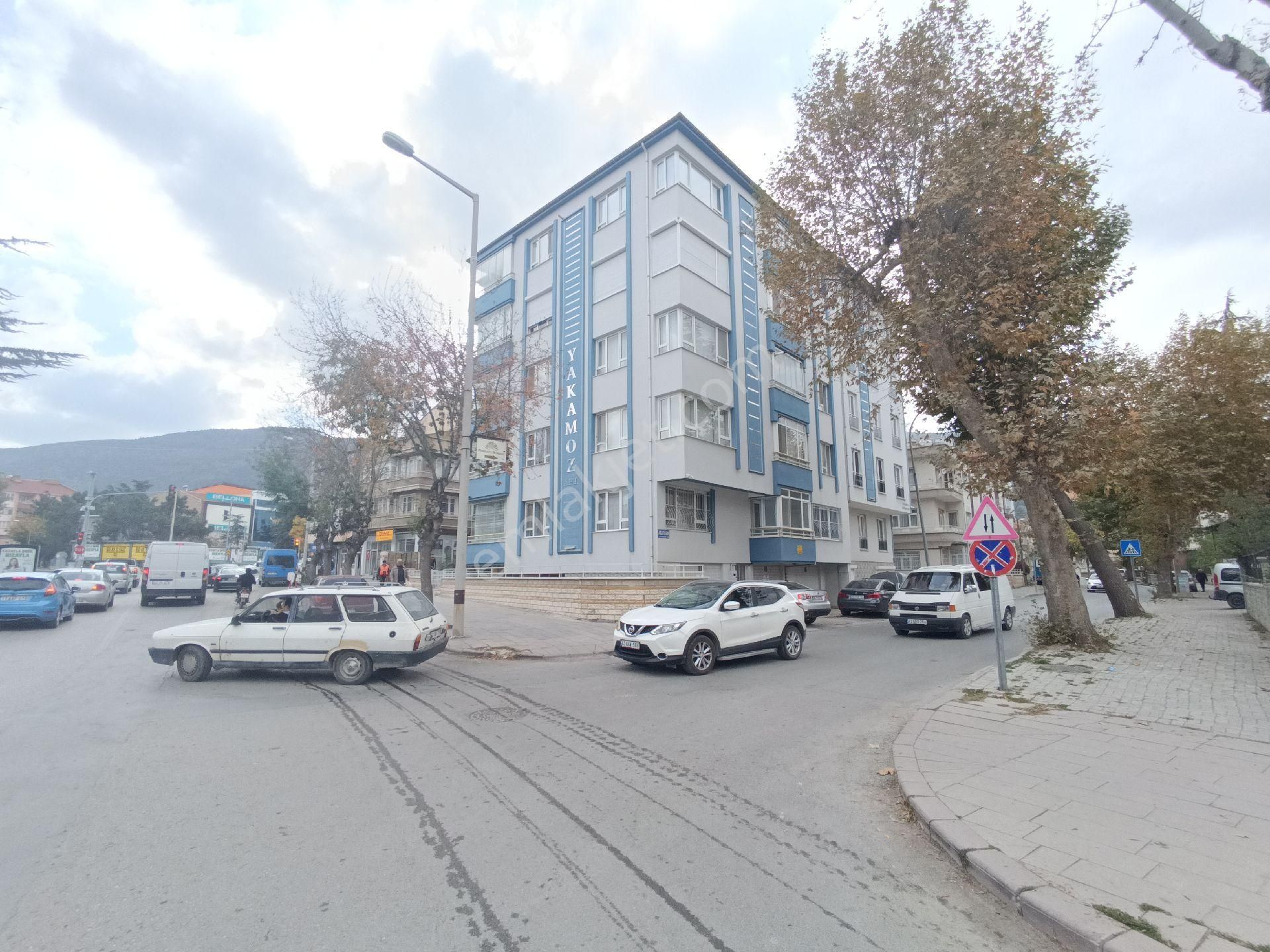 Birim Satıyor Çarşı Merkezde 6 Yıllık Asansörlü Daire - Görsel 4