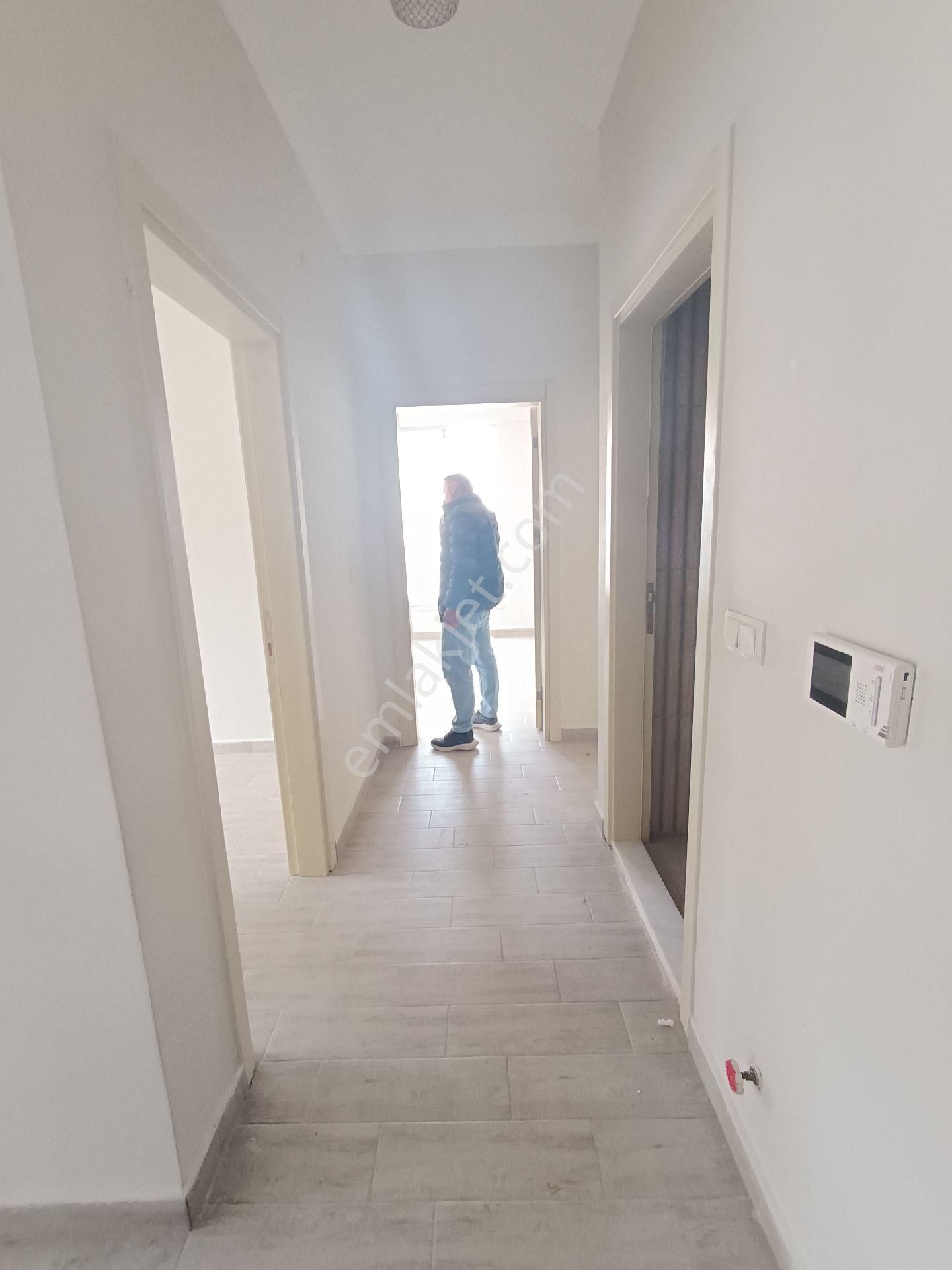 Birim Satıyor Çarşı Merkezde 6 Yıllık Asansörlü Daire - Görsel 18