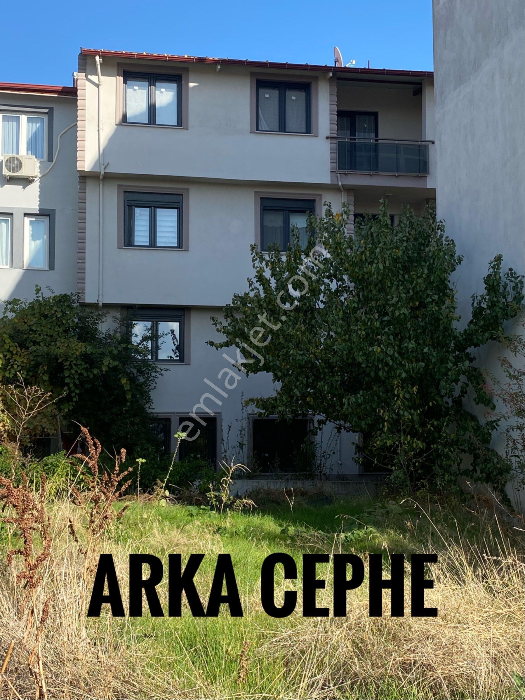 Kemalöz Mahallesi Gelgör Ekmek Yakını Satılık 3 Katlı Müstakil Ev - Görsel 25