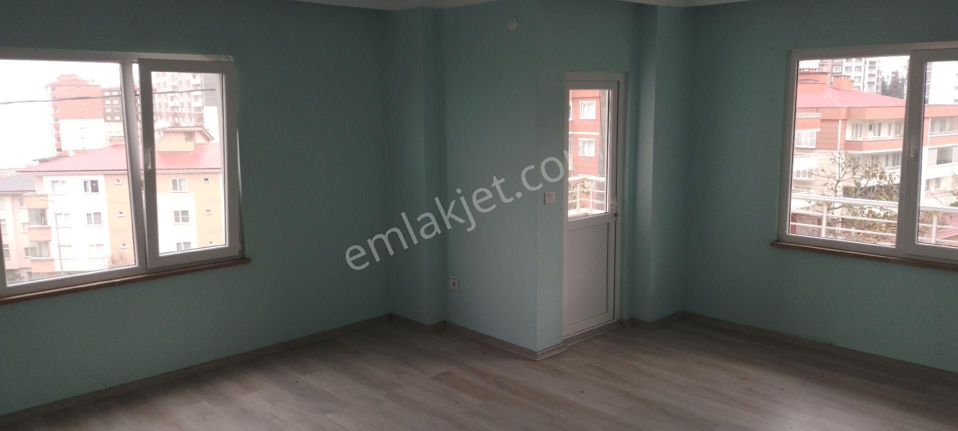 Trabzon Konaklarda Havvaalanına 5 Dk.mesafede Kıralık 3+1 Daı