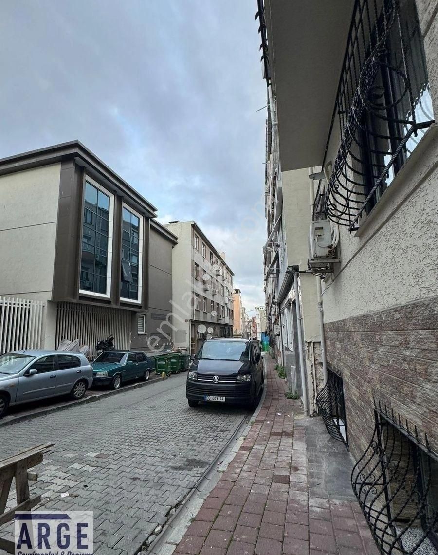 Kolej Karşısında 2+1 Yeni Binada 1. Kat Satılık Daire - Görsel 6