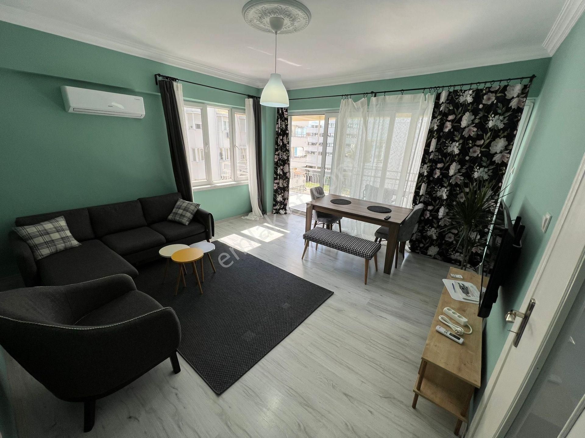 Işıklar 'da Deniz Manzaralı İçi Lüks Eşyalı 2+1 - Görsel 2