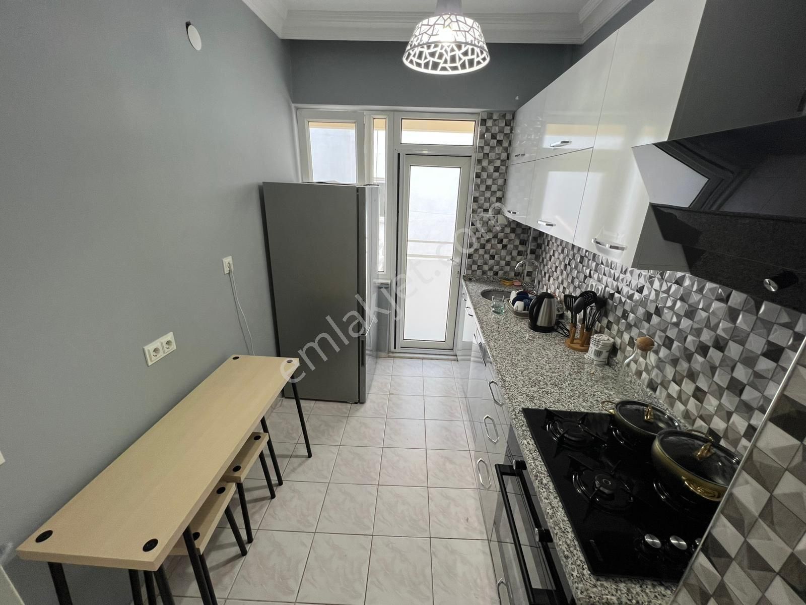 Işıklar 'da Deniz Manzaralı İçi Lüks Eşyalı 2+1 - Görsel 7