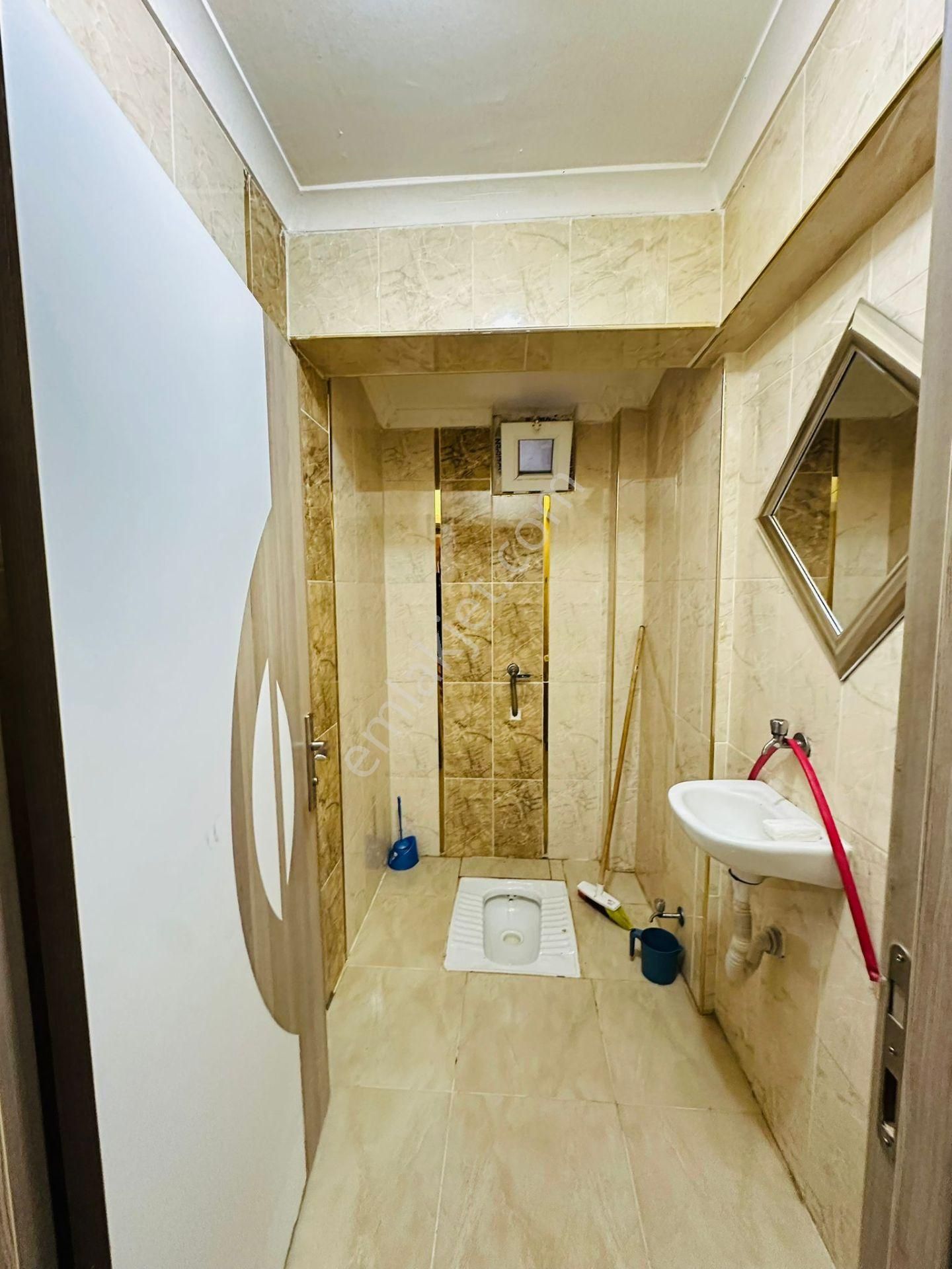 Beşikkaya'da Çift Girişli Asansörlü Full Yapılı 7+1 Satılık Dubleks !! - Görsel 30