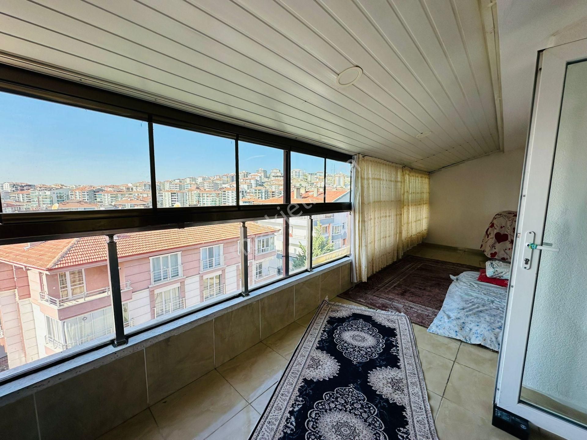 Beşikkaya'da Çift Girişli Asansörlü Full Yapılı 7+1 Satılık Dubleks !! - Görsel 25