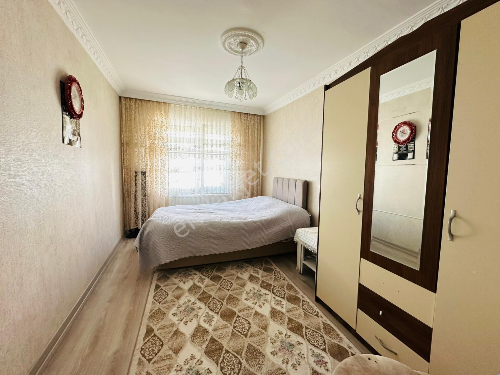 Beşikkaya'da Çift Girişli Asansörlü Full Yapılı 7+1 Satılık Dubleks !! - Görsel 17