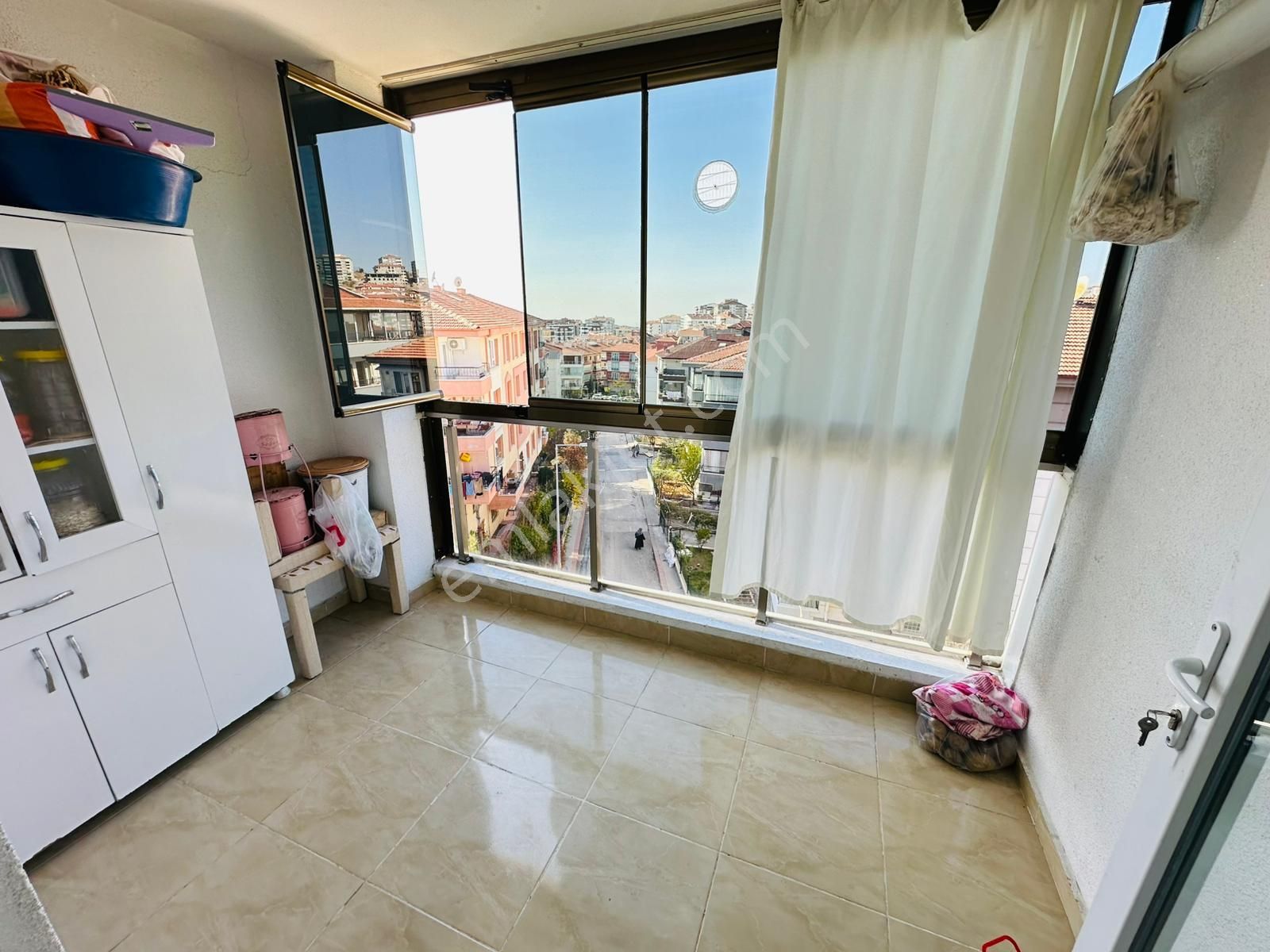 Beşikkaya'da Çift Girişli Asansörlü Full Yapılı 7+1 Satılık Dubleks !! - Görsel 32