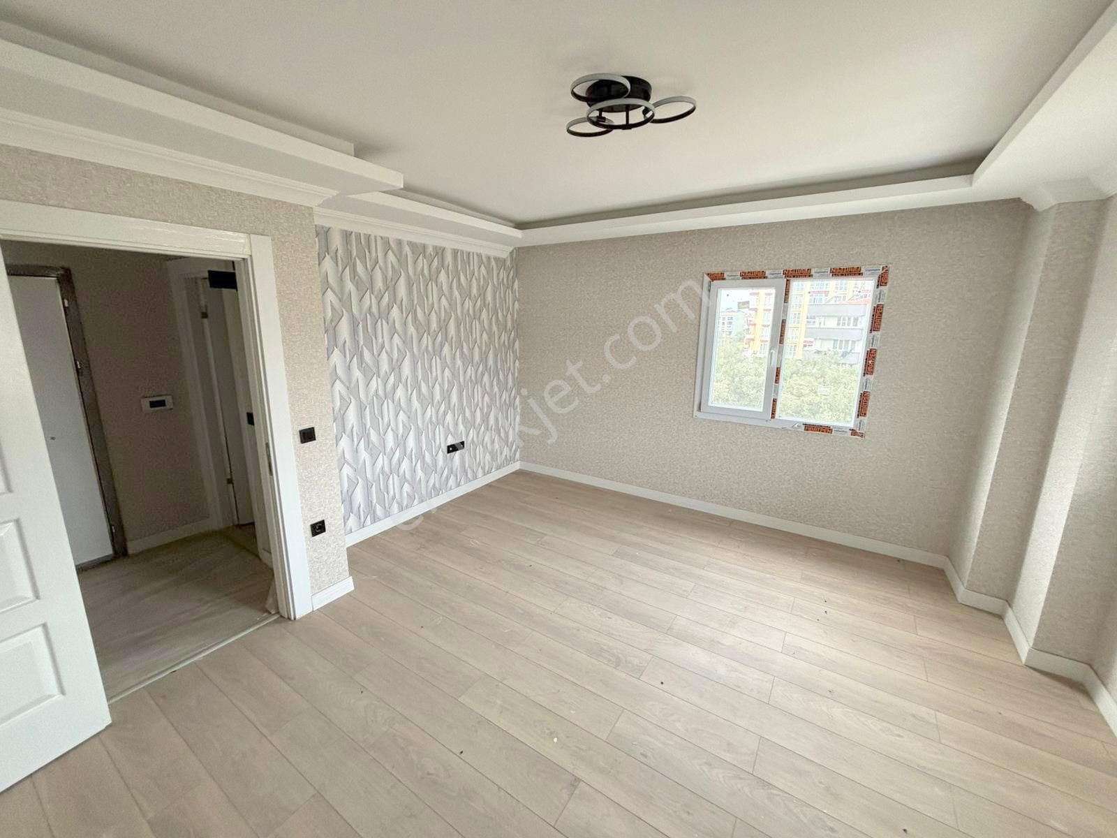 🟣🏡kadıköy'de Ayrı Mutfaklı Şık Tasarımlı Teraslı Sıfır 2+1 Dublex - Görsel 8