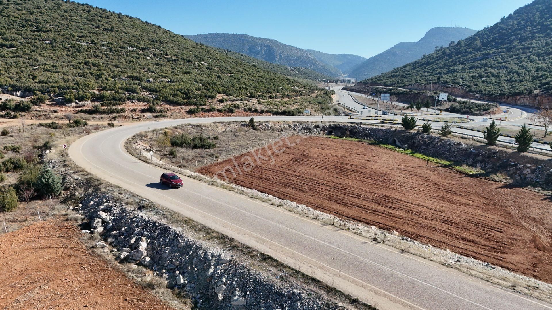 Antalya Korkuteli Yazır Mahallesinde Satılık Tarla 2430 M2 - Görsel 5