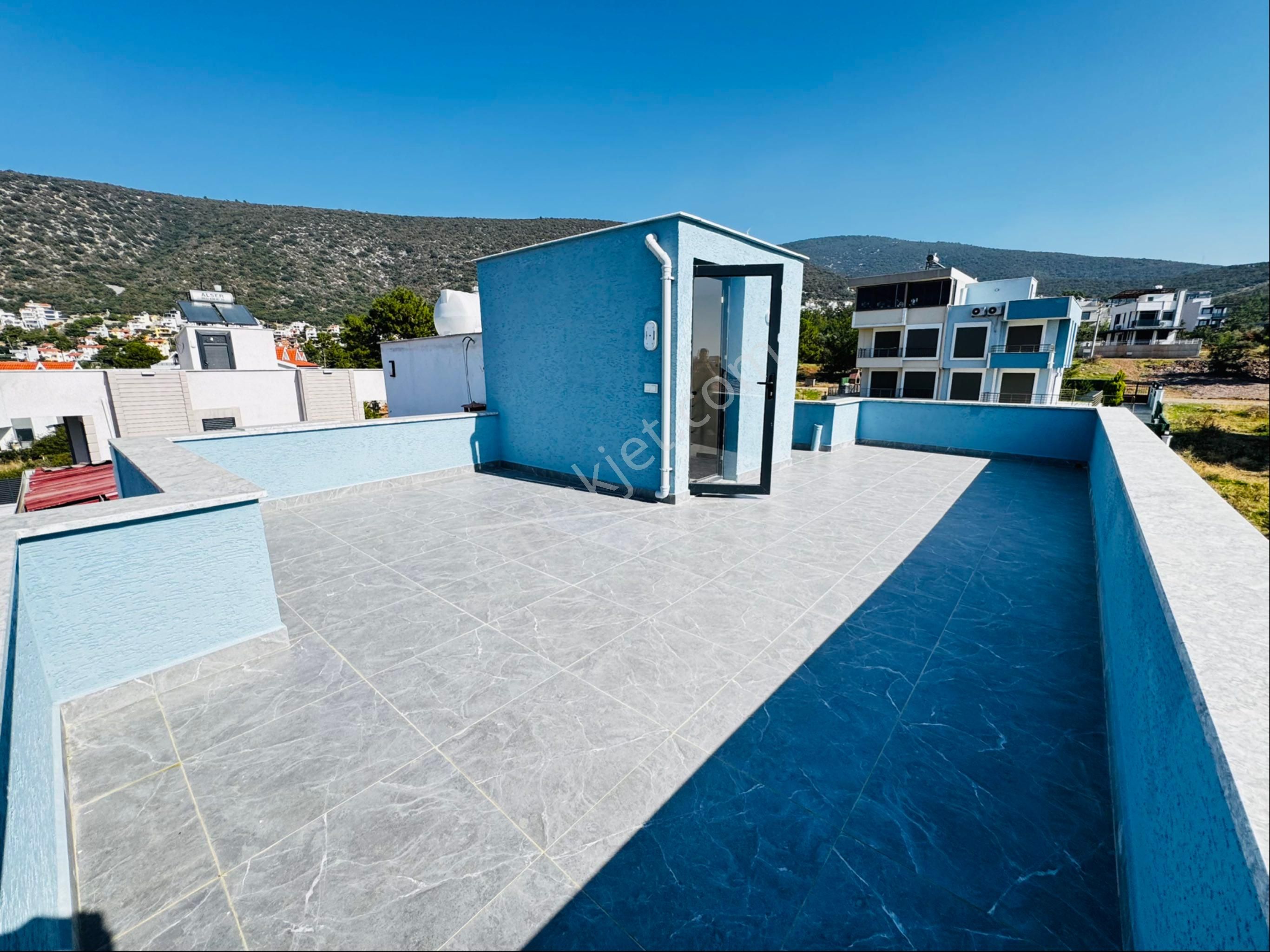 Akbük’te Denize Yakın Sıfır 3+1 Deniz Manzaralı Villa – Geniş Bahçeli & Verandalı - Görsel 8