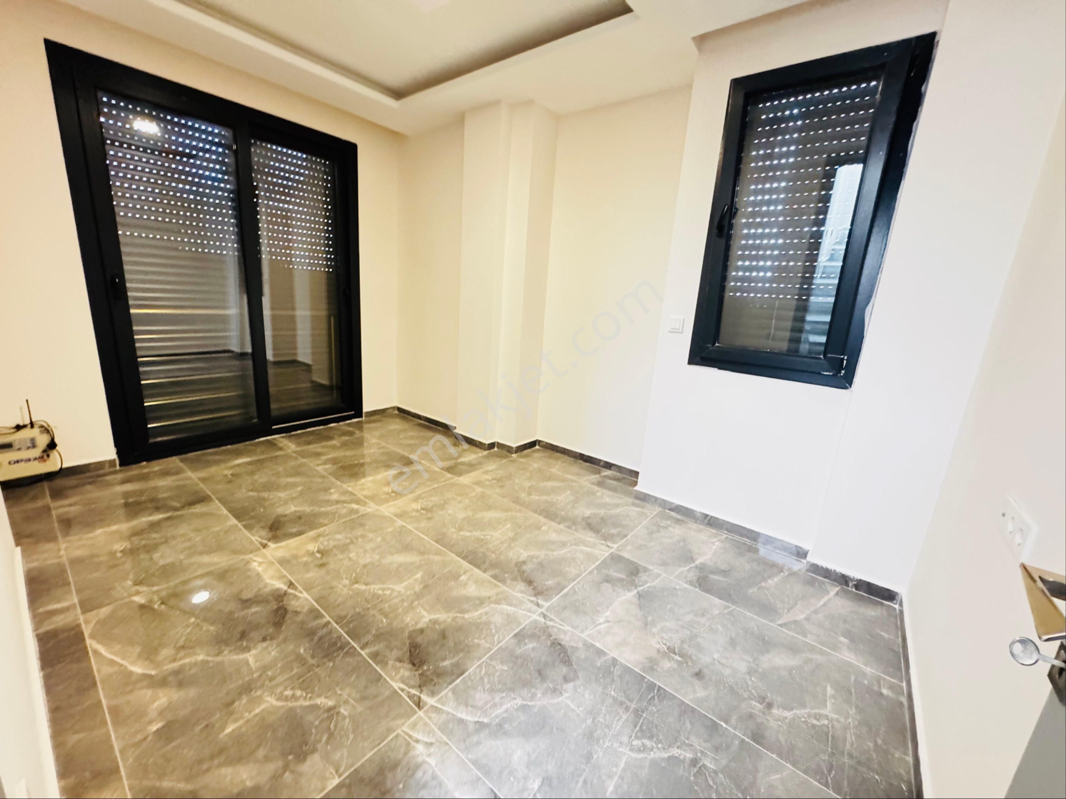 Akbük’te Denize Yakın Sıfır 3+1 Deniz Manzaralı Villa – Geniş Bahçeli & Verandalı - Görsel 12