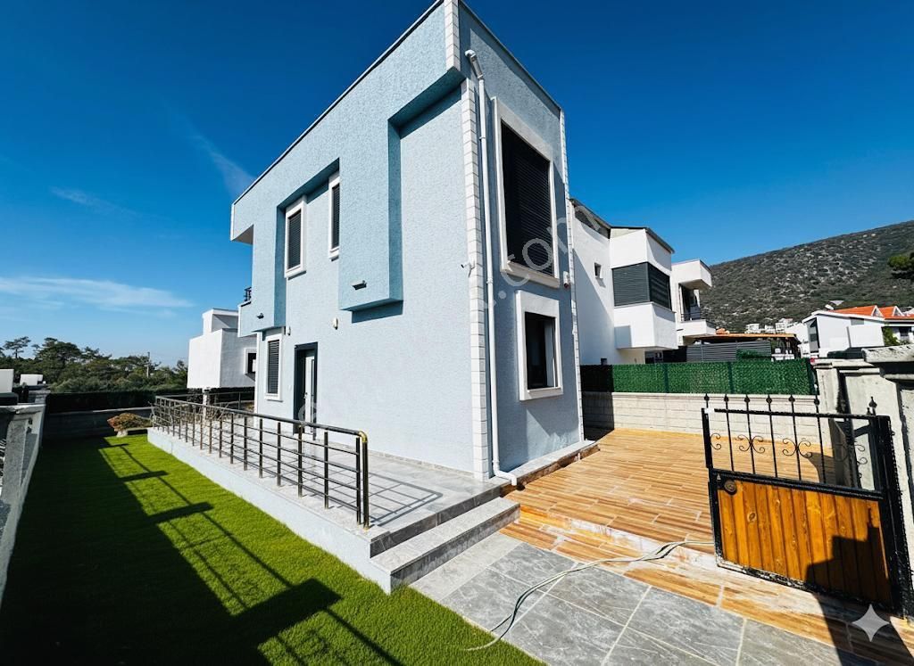 Akbük’te Denize Yakın Sıfır 3+1 Deniz Manzaralı Villa – Geniş Bahçeli & Verandalı - Görsel 2