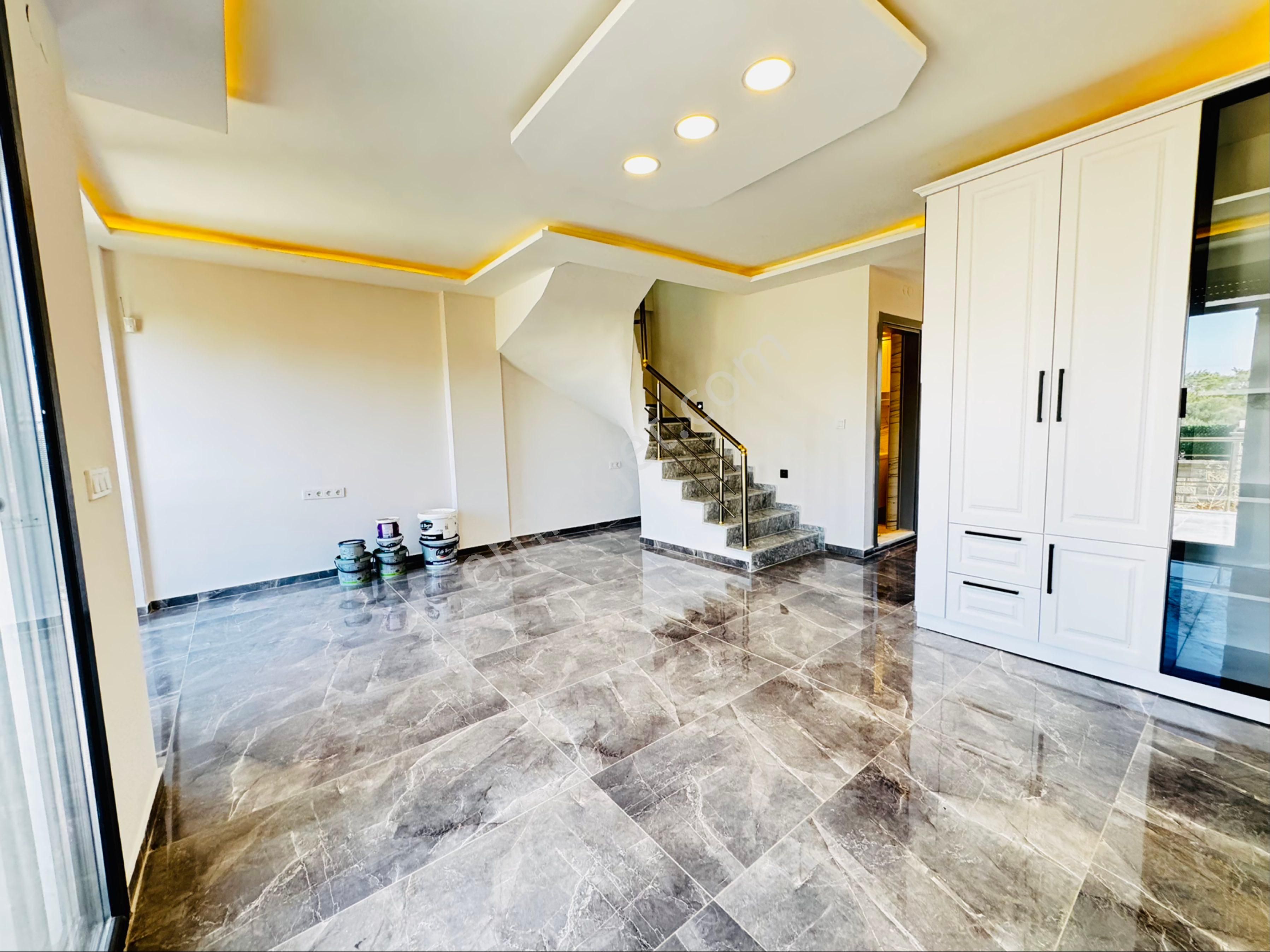 Akbük’te Denize Yakın Sıfır 3+1 Deniz Manzaralı Villa – Geniş Bahçeli & Verandalı - Görsel 15