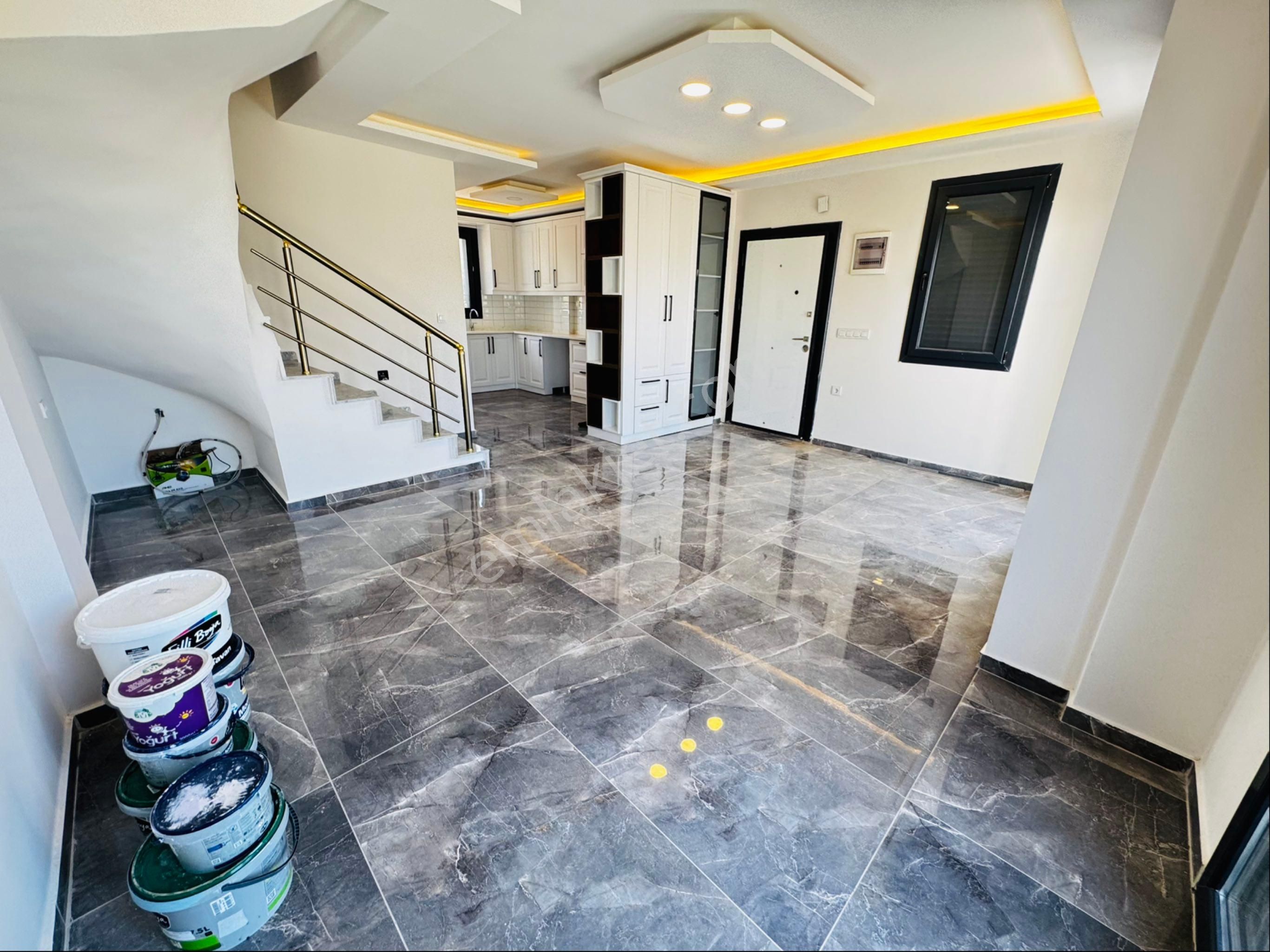 Akbük’te Denize Yakın Sıfır 3+1 Deniz Manzaralı Villa – Geniş Bahçeli & Verandalı - Görsel 16