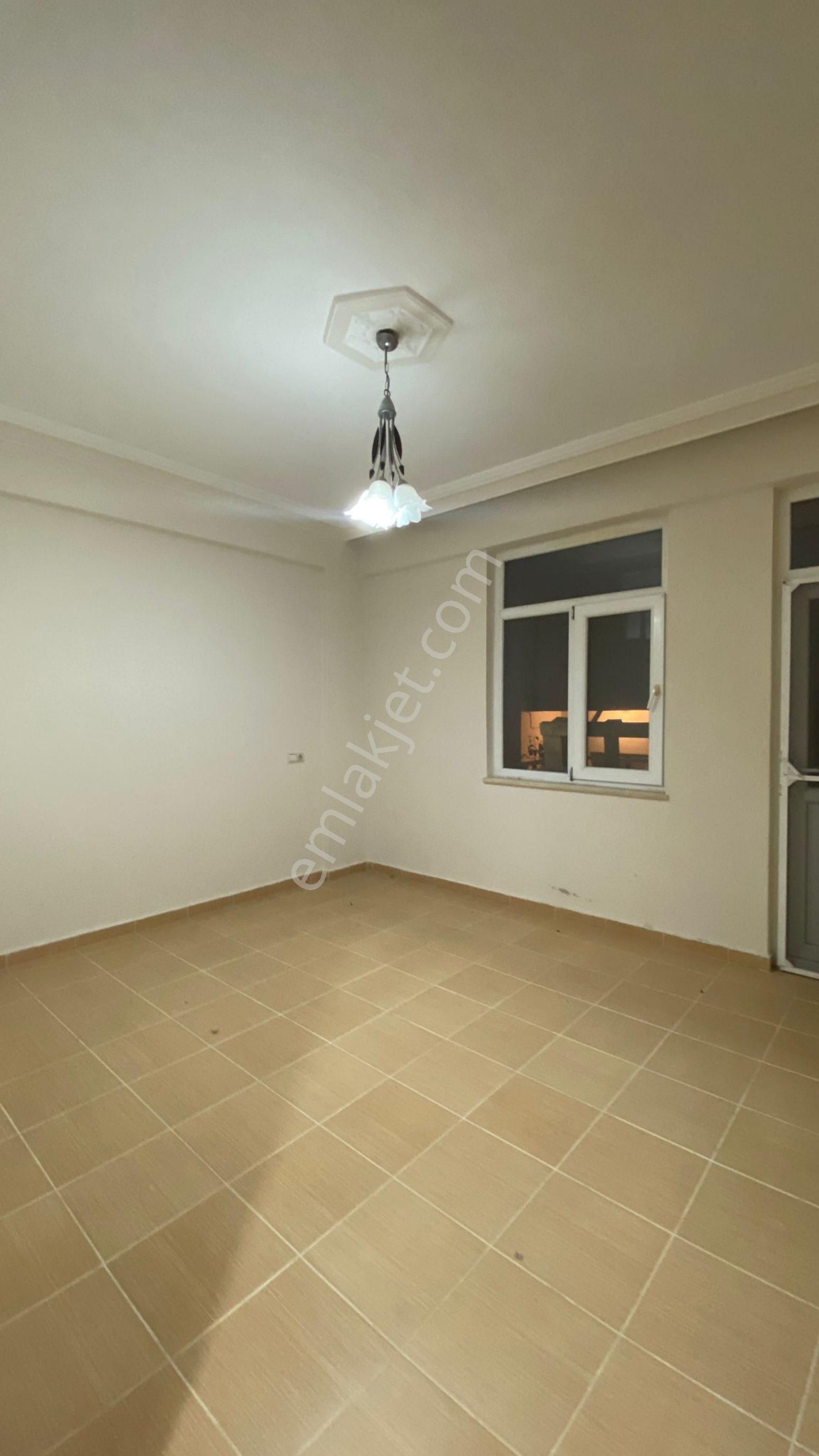 Aes Gayrimenkul’den Üniversite Bölgesinde Kiralık 3+1 Ara Kat - Görsel 5