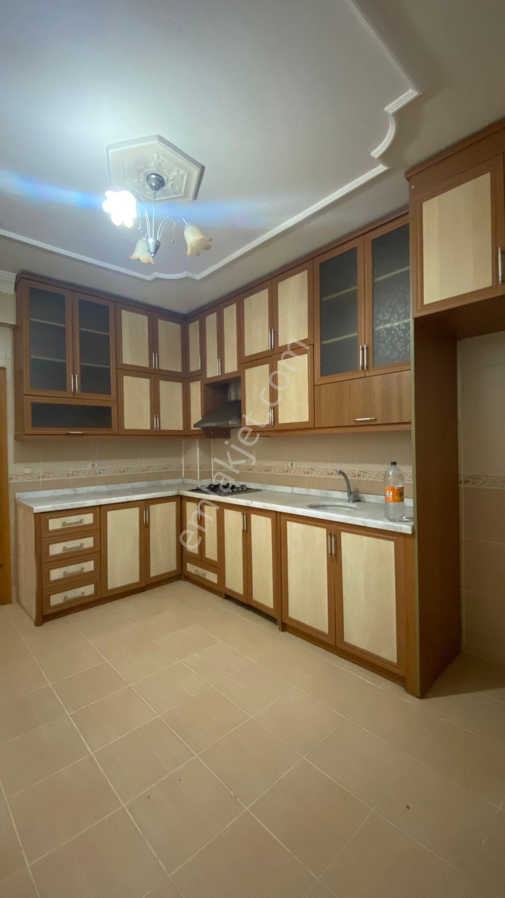 Aes Gayrimenkul’den Üniversite Bölgesinde Kiralık 3+1 Ara Kat - Görsel 10