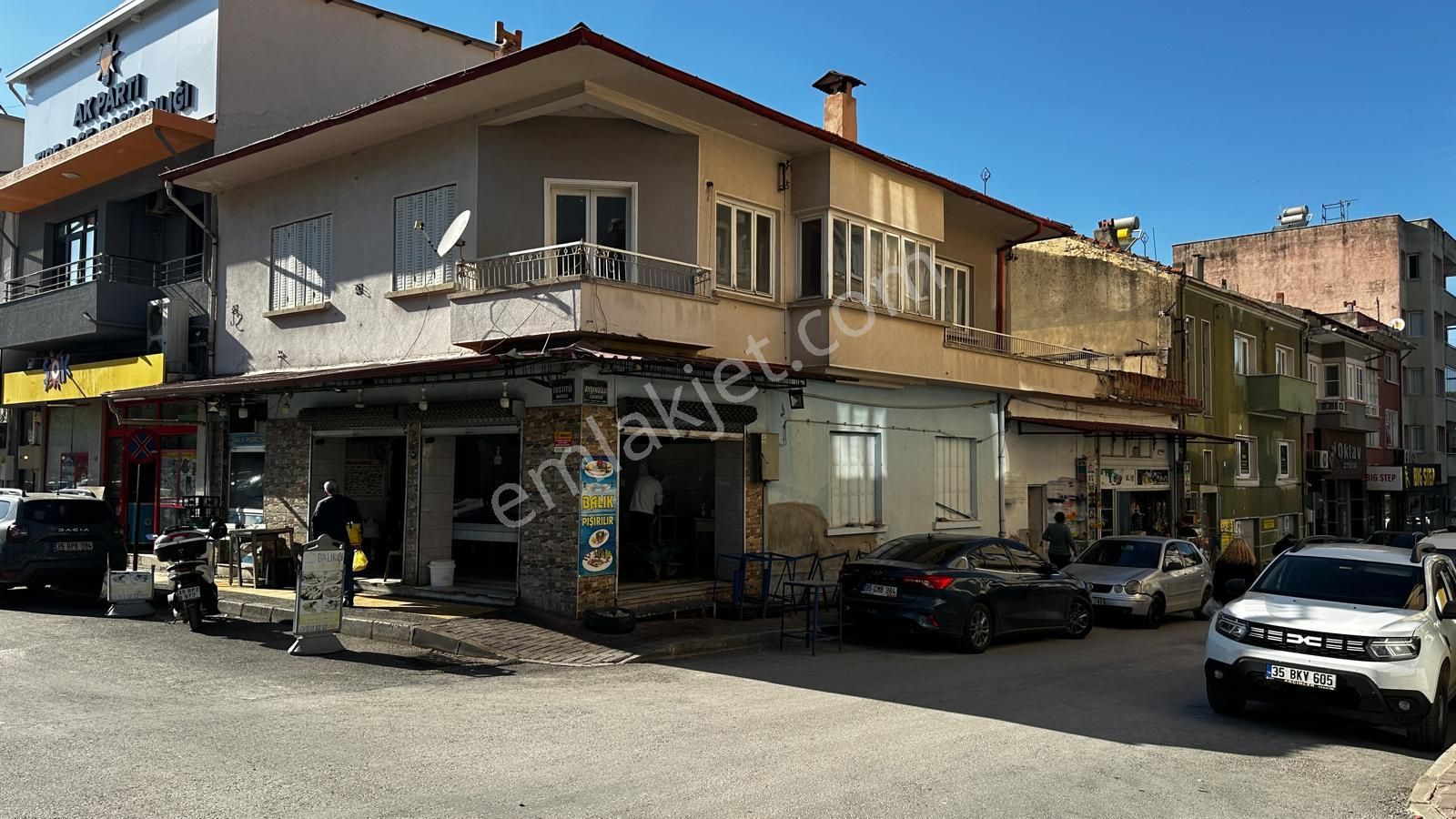 Tire Belediyesi Karşısında 5 Bağımsız Bölümlü Satılık Bina - Görsel 3