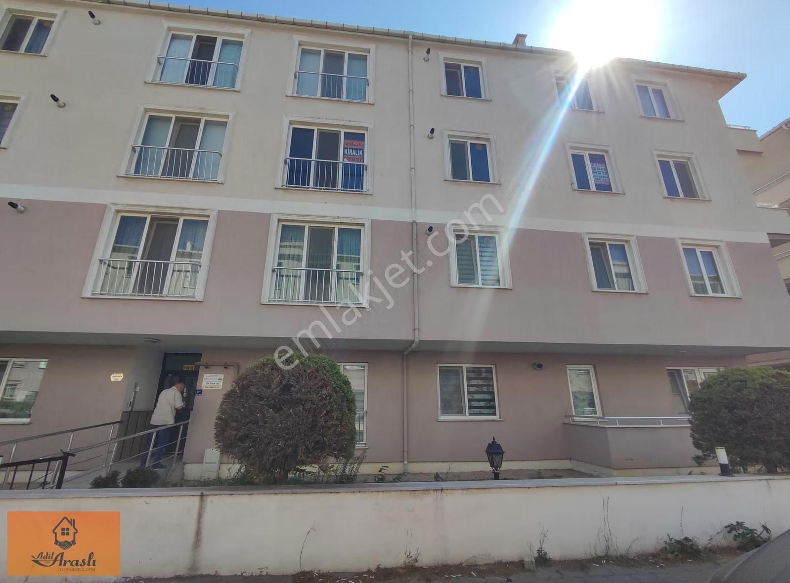 Çanakkale Troya Cad. Yakını Çarşıya Yakın 2+1 Kapalı Mutfak - Görsel 4