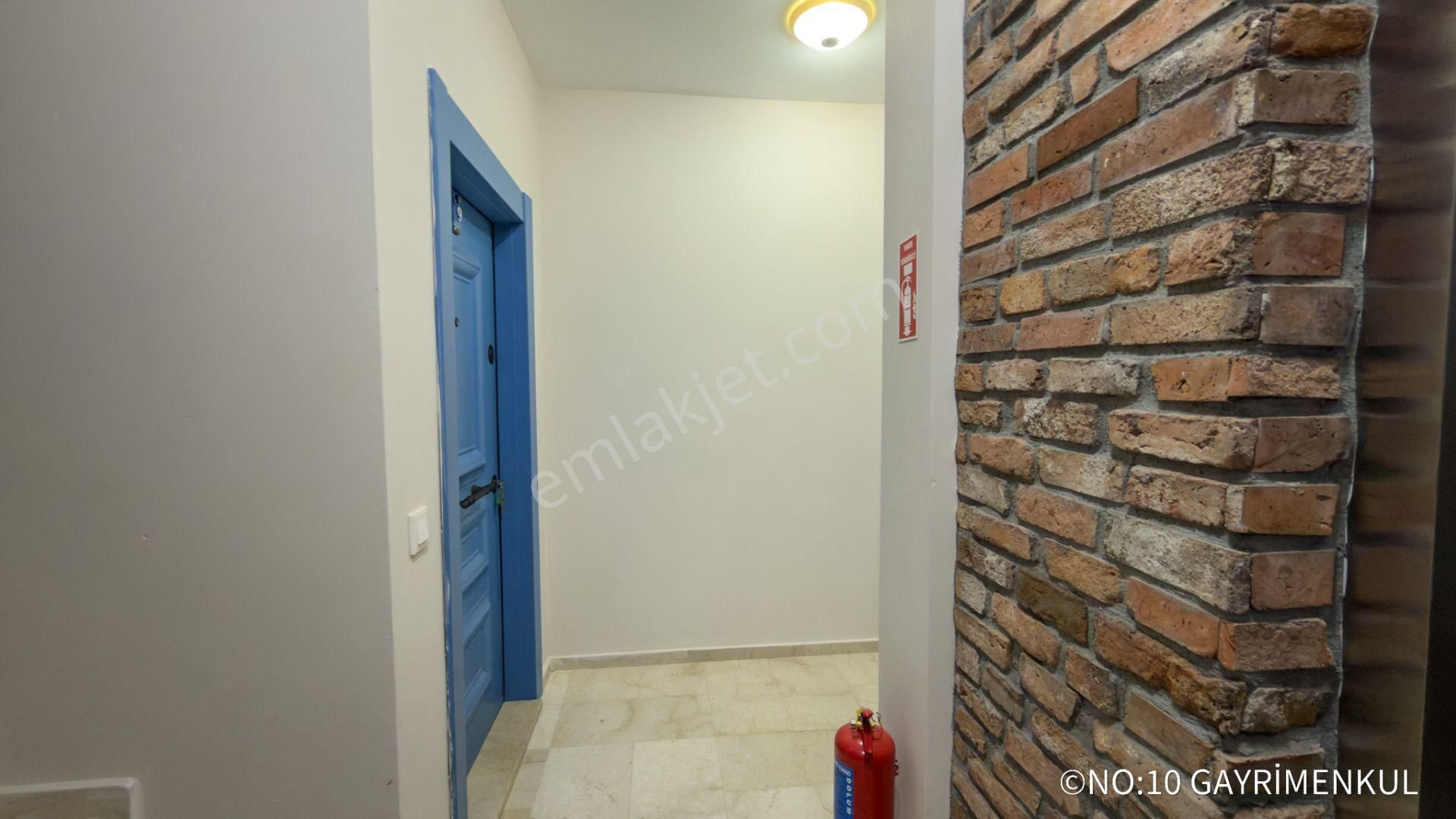 No:10 Gayrimenkul’den – Altınova Sahil Yolu Üzeri, Prestijli Sitede 1+1 Ara Kat Daire - Görsel 12