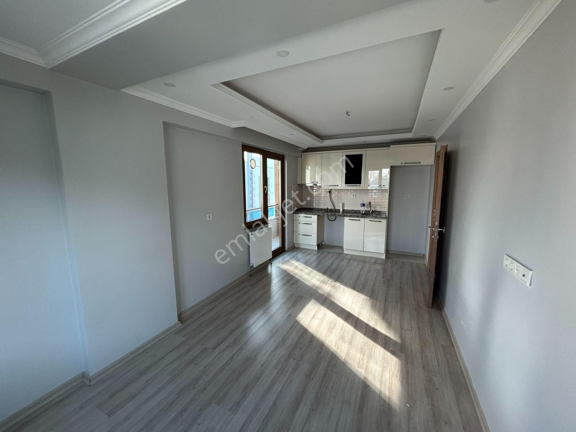 Cihan Emlak - Kiralık İhsaniyede Yeni 2+1 Daire - Görsel 4