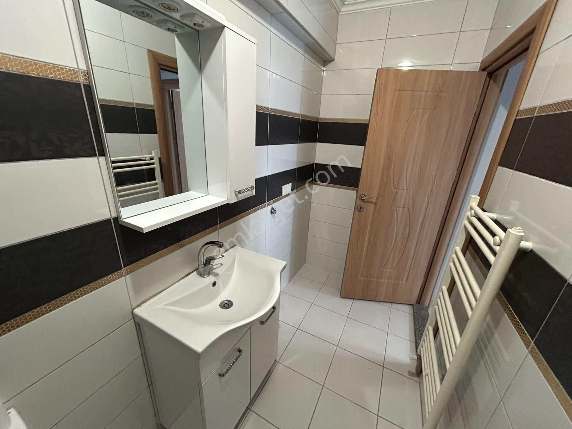 Cihan Emlak - Kiralık İhsaniyede Yeni 2+1 Daire - Görsel 10