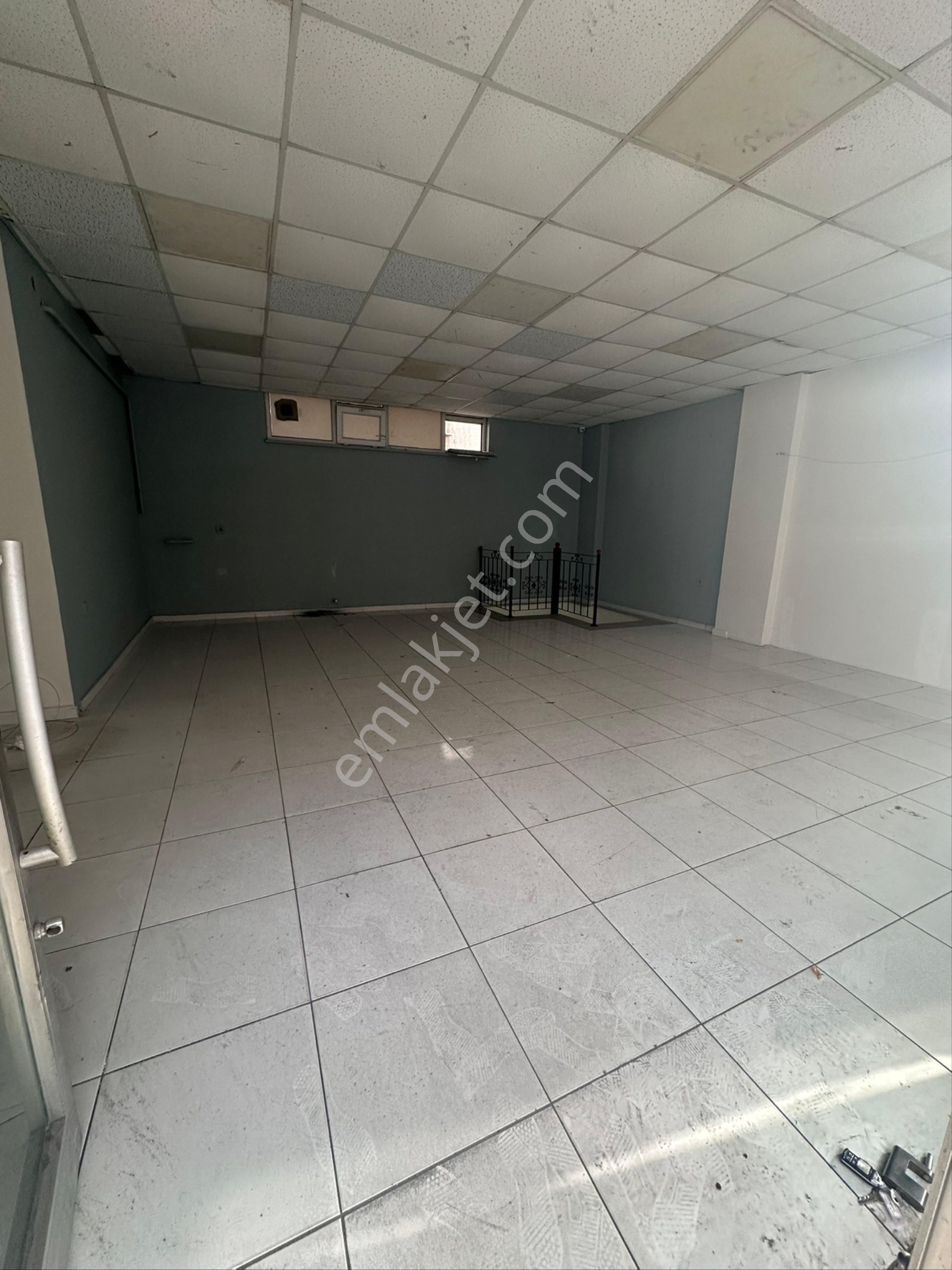 Acil Satılık Süper Konumda Uygun Fiyata 2 Katlı Dükkan - Görsel 14