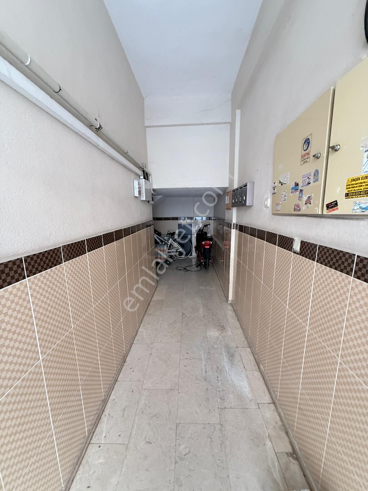 Kethüda Mah. Palmiyeli Sokakta Geniş Ferah 3+1 Satılık Daire - Görsel 25