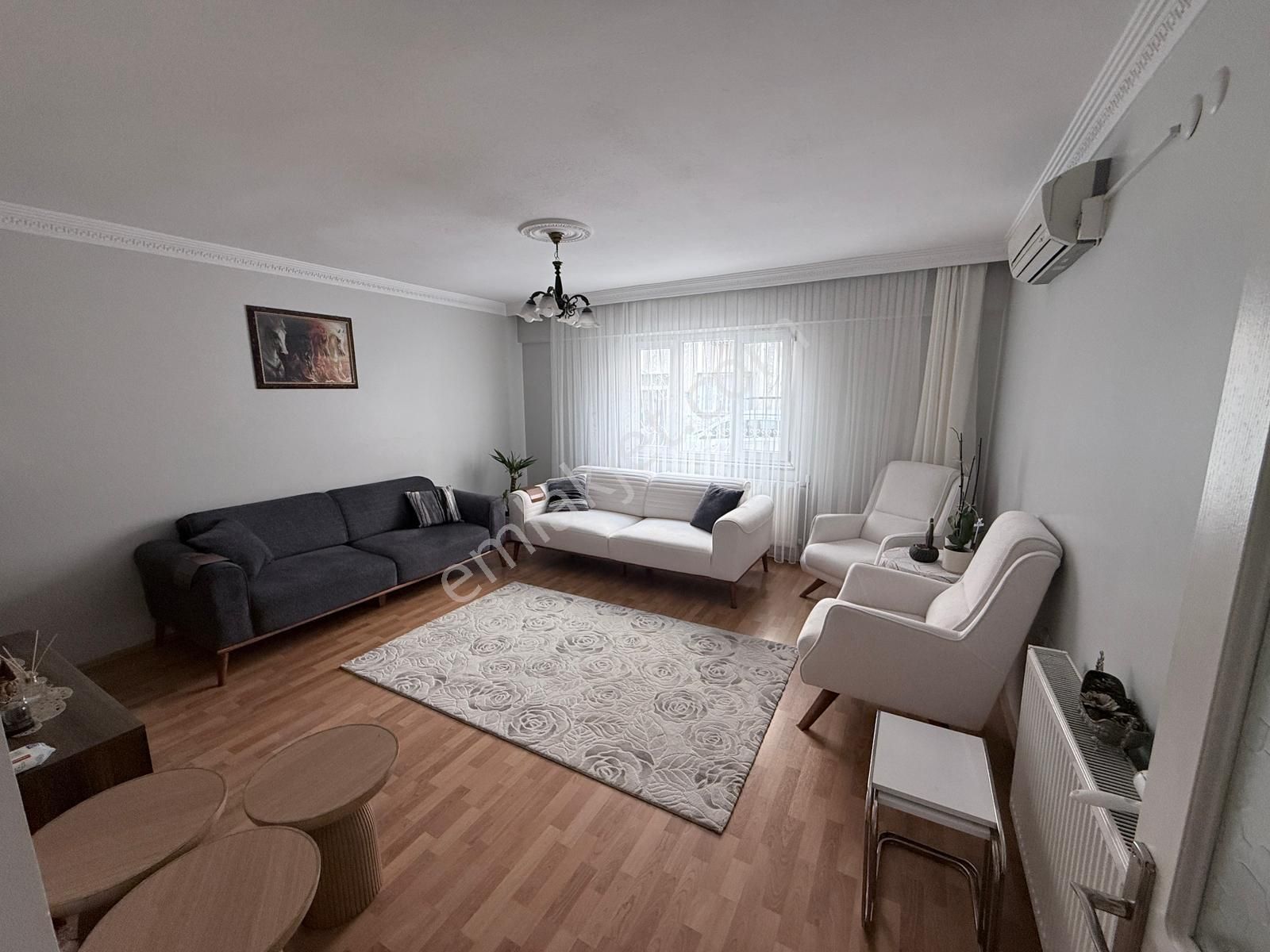 Kethüda Mah. Palmiyeli Sokakta Geniş Ferah 3+1 Satılık Daire