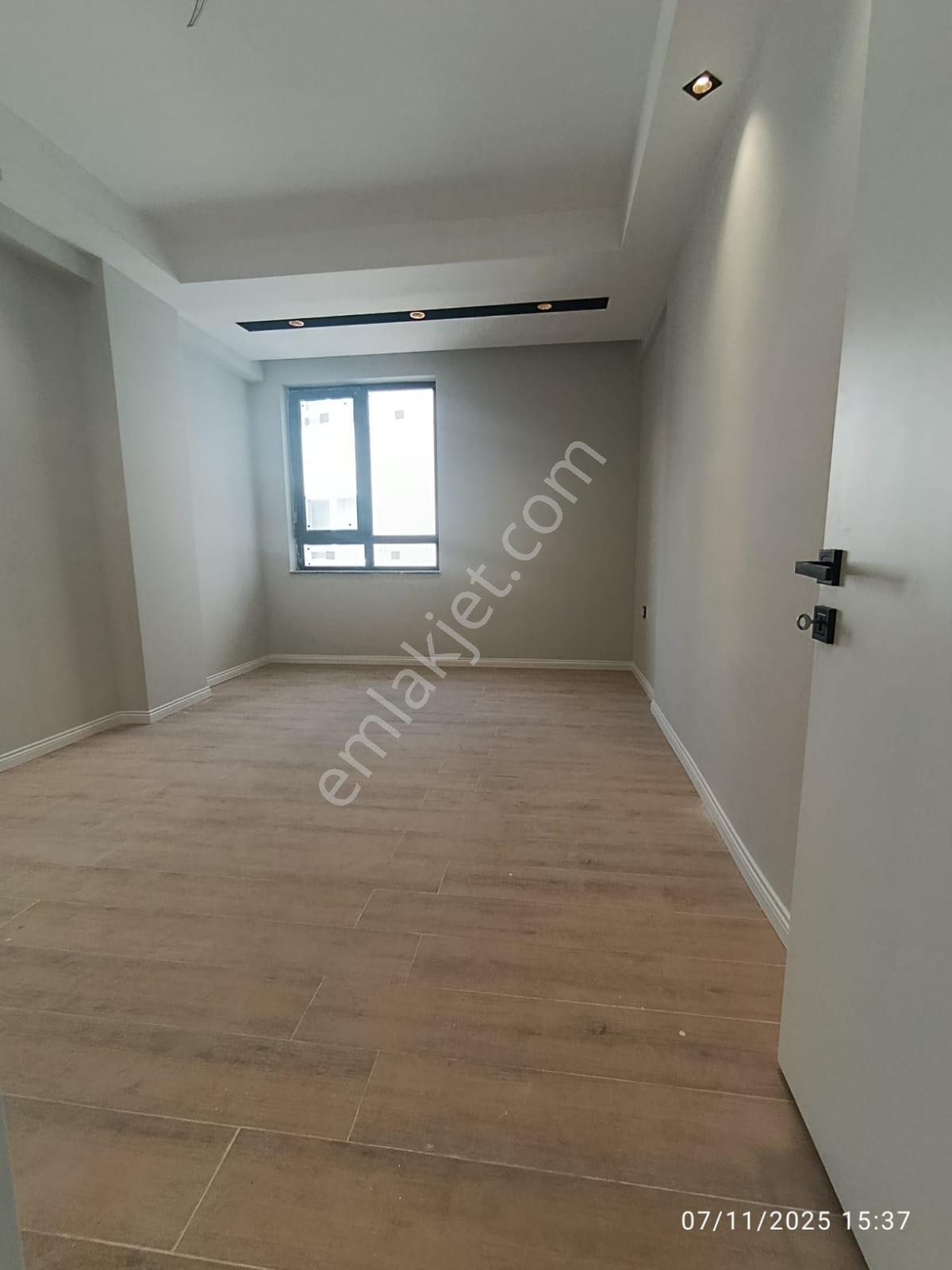 Çamlıca Mahallesinde Satılık Sıfır 3+1 Daire - Görsel 14