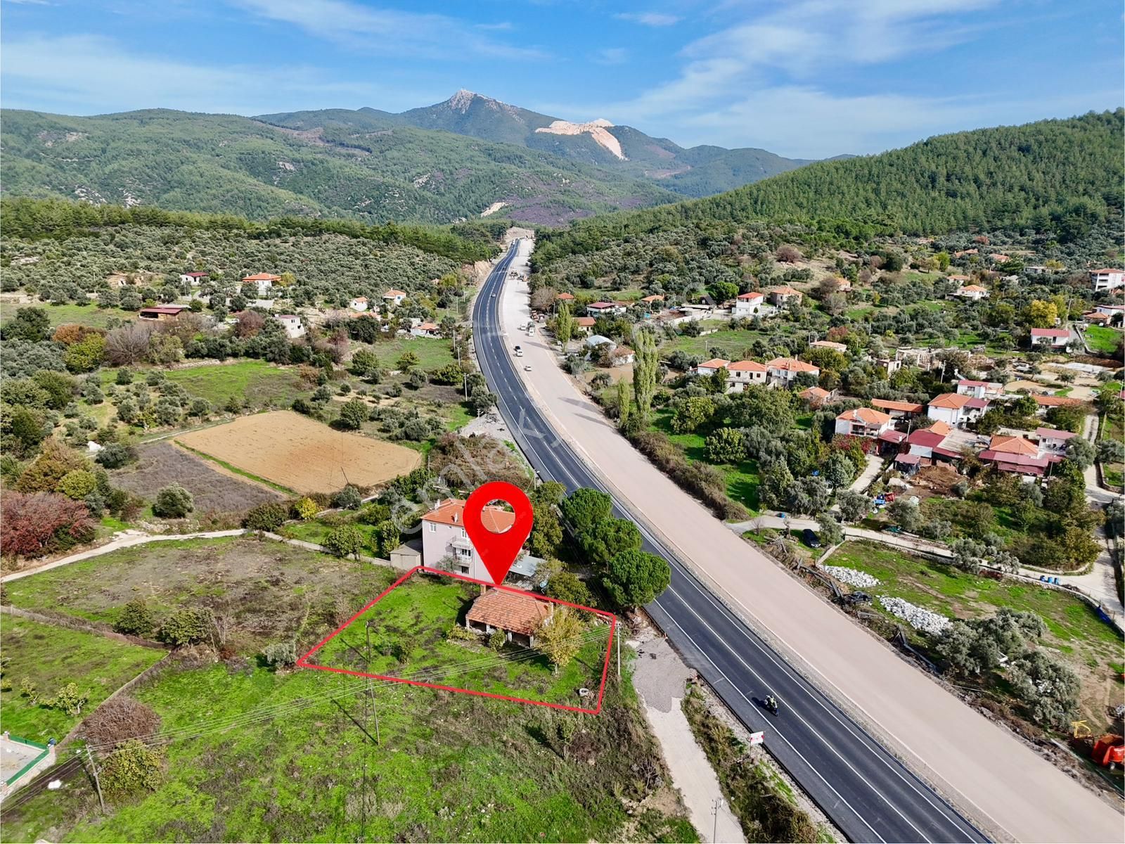 Pehlevanlar'dan Milas Tuzabat'ta Anayola Sıfır 800m2 İmarlı Arsa - Görsel 3