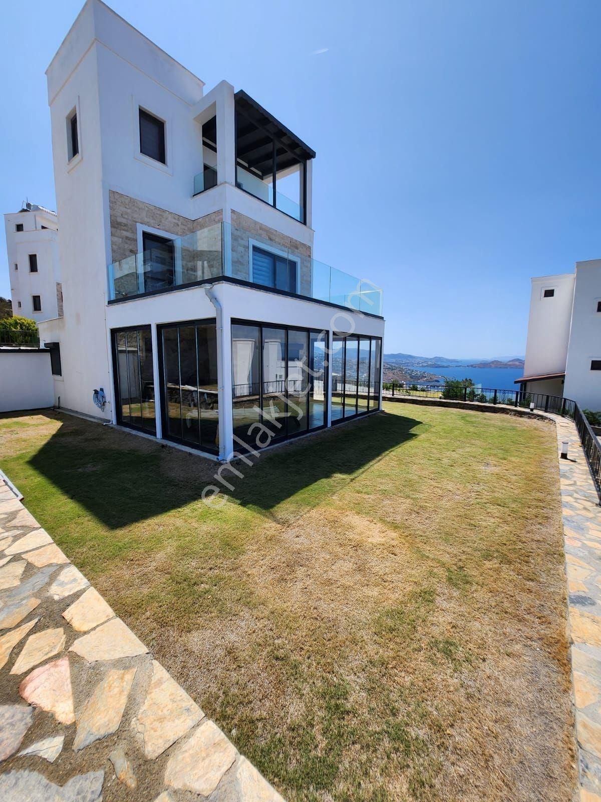 Bodrum Gündoğan Kızılburun Satılık Manzaralı Site İçi Tripleks Villa - Görsel 8