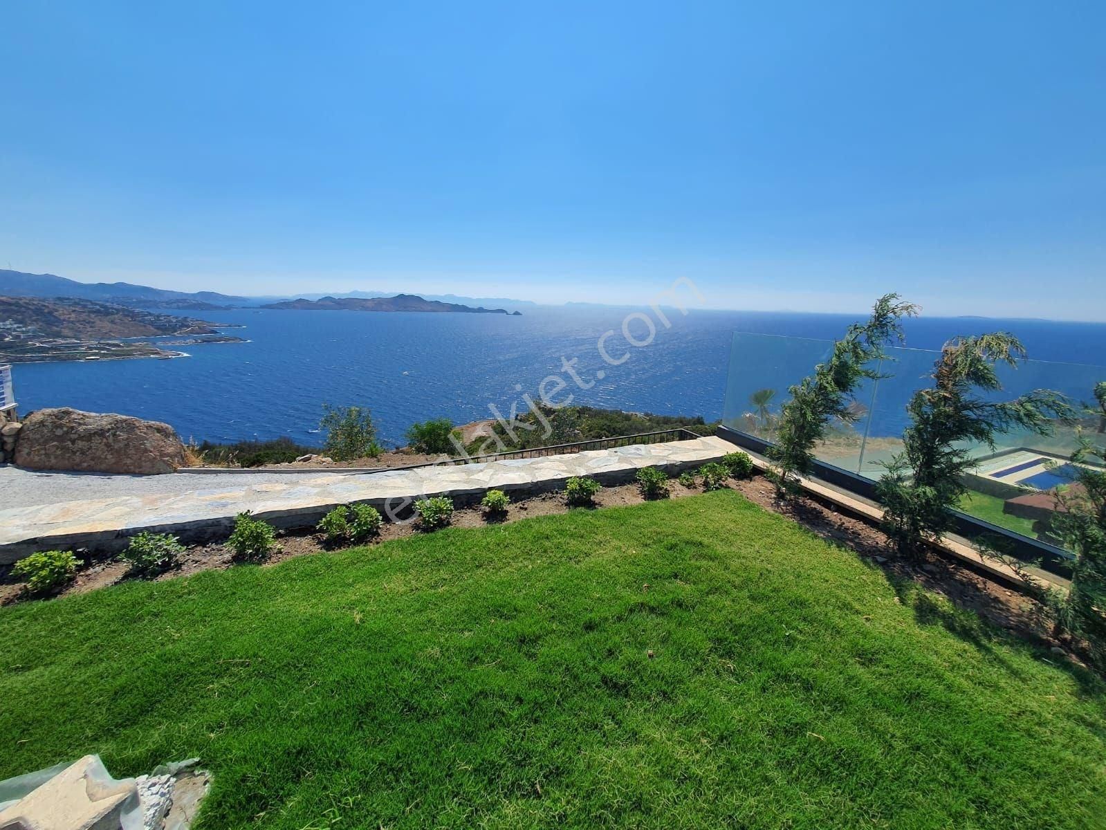 Bodrum Gündoğan Kızılburun Satılık Manzaralı Site İçi Tripleks Villa - Görsel 30